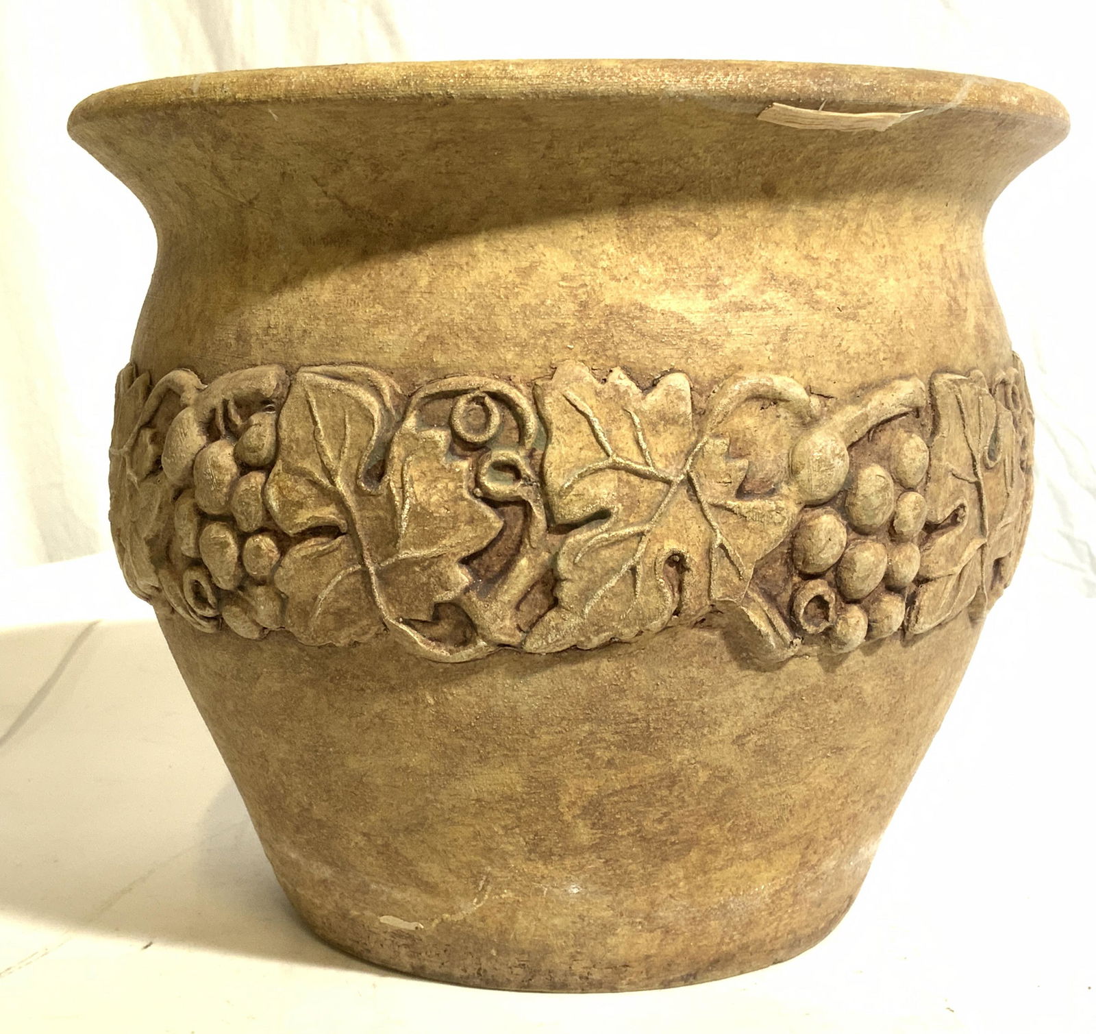 Ceramic Planter W Beveled Grape & Leaf Detail (1 of 8)