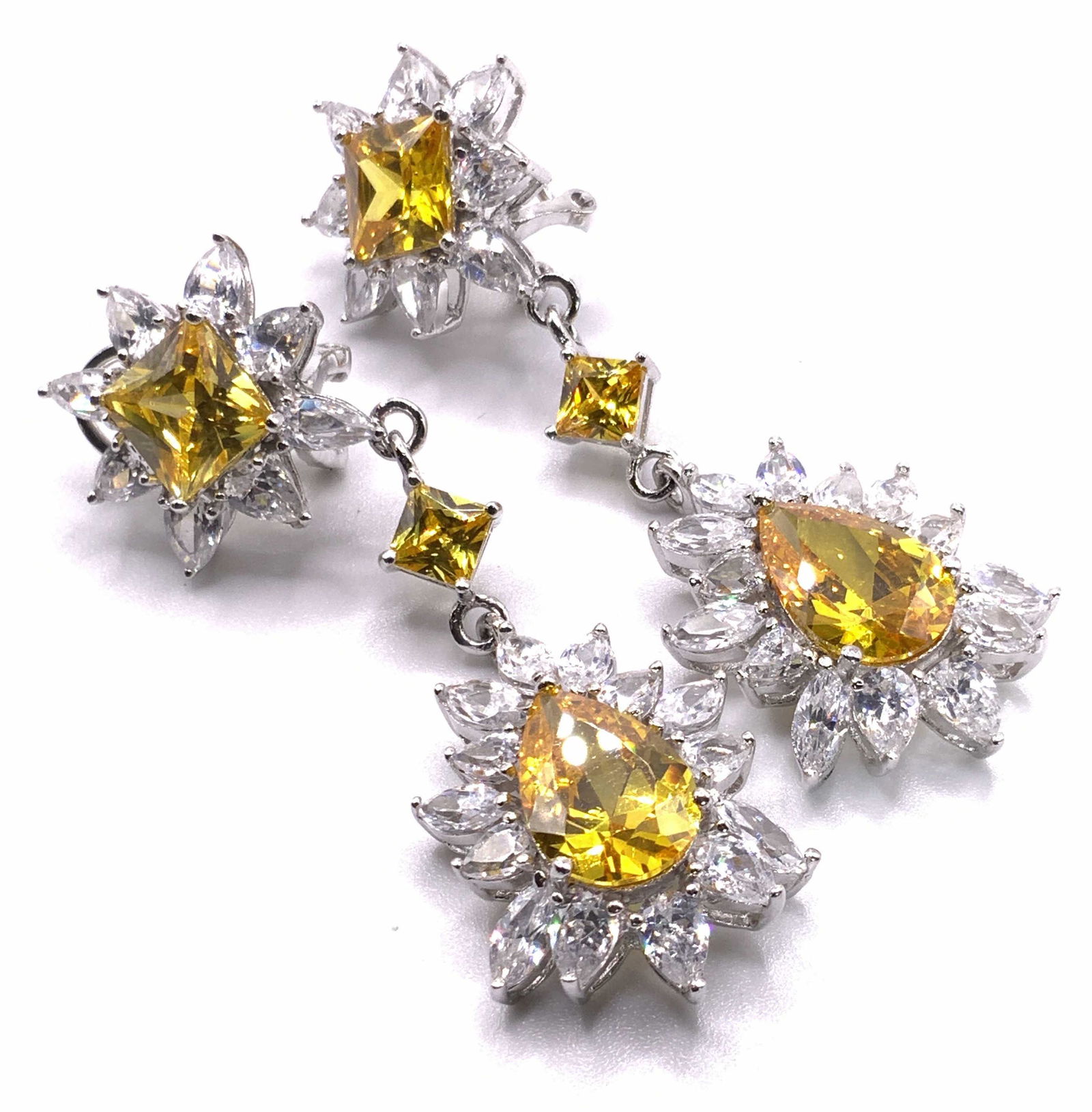 Vintage Faceted Crystal Dangle Drop Post Earrings (1 of 10)