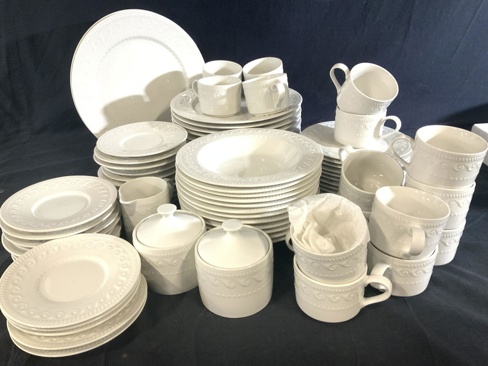 CACHET 8855 White Stoneware Tableware set 80 (1 of 10)