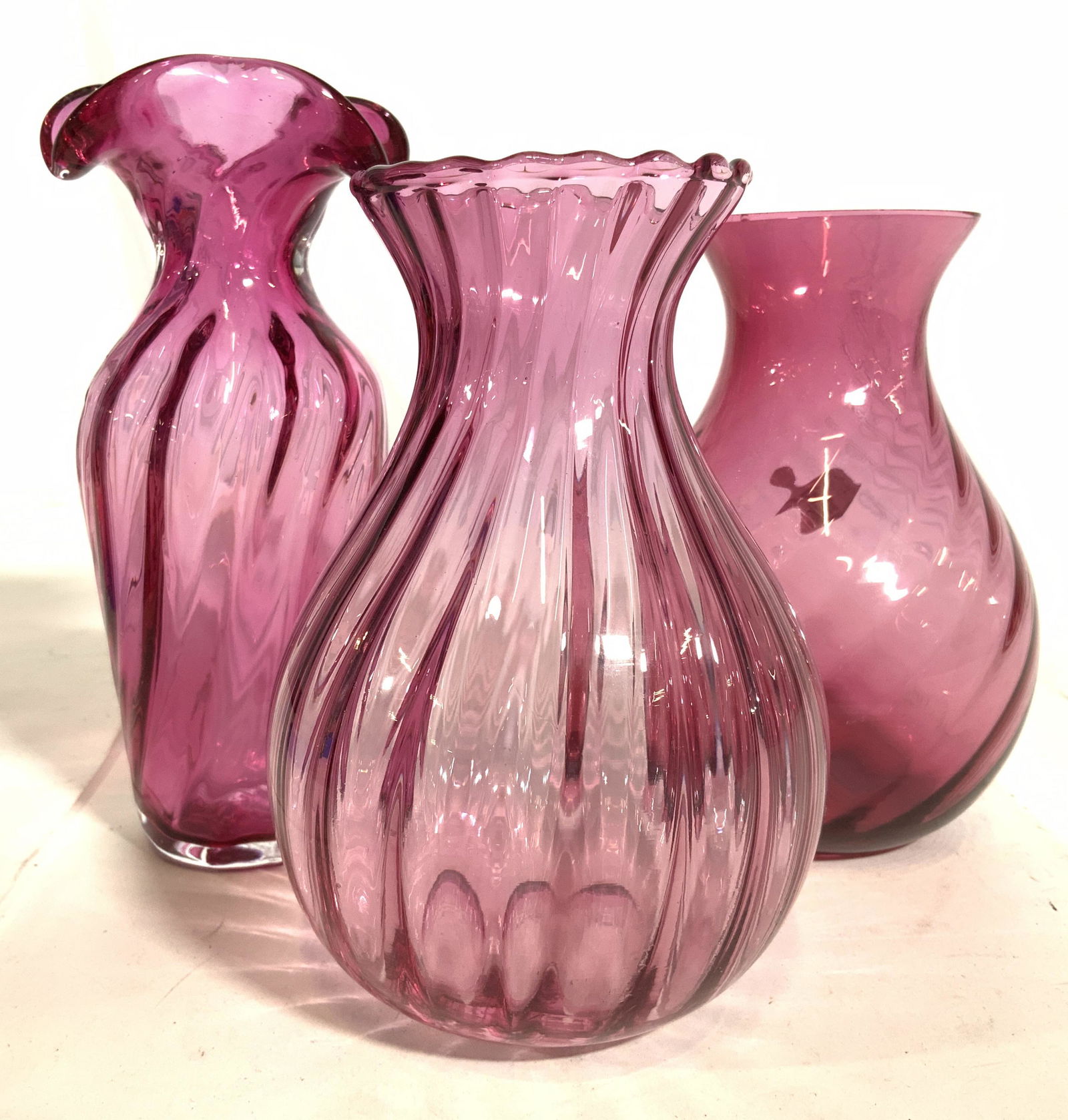 Lot 3 Cranberry Glass Vases Vessels (1 of 8)