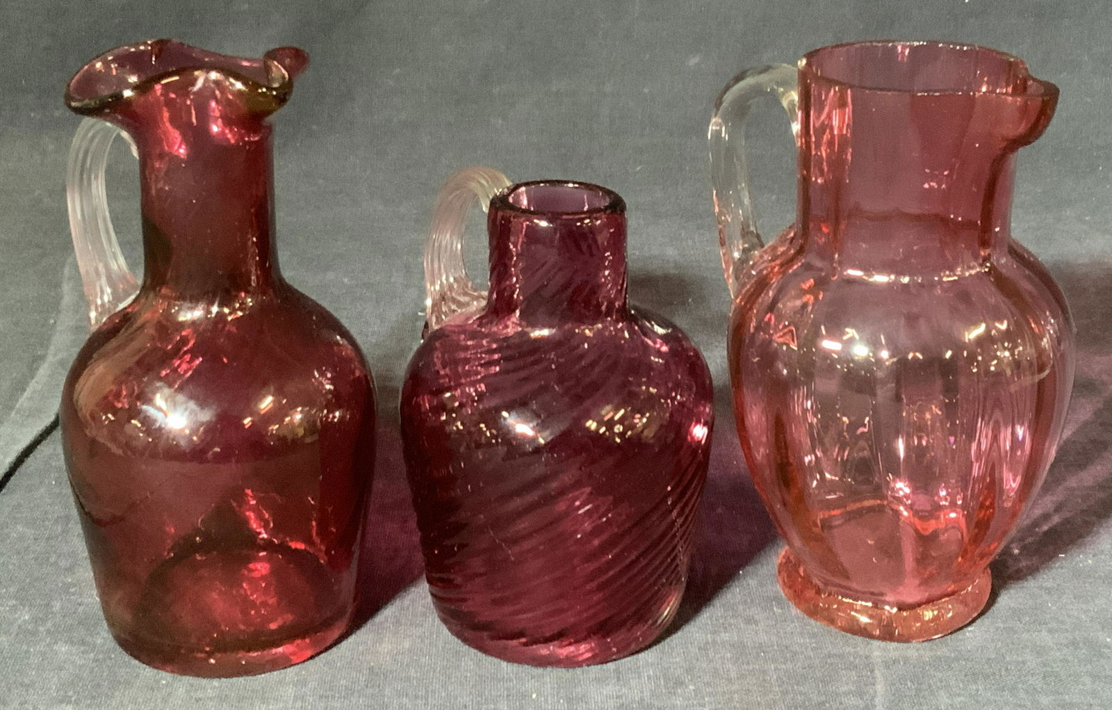 3 PCs Cranberry Glasses Handled Vessels (1 of 7)
