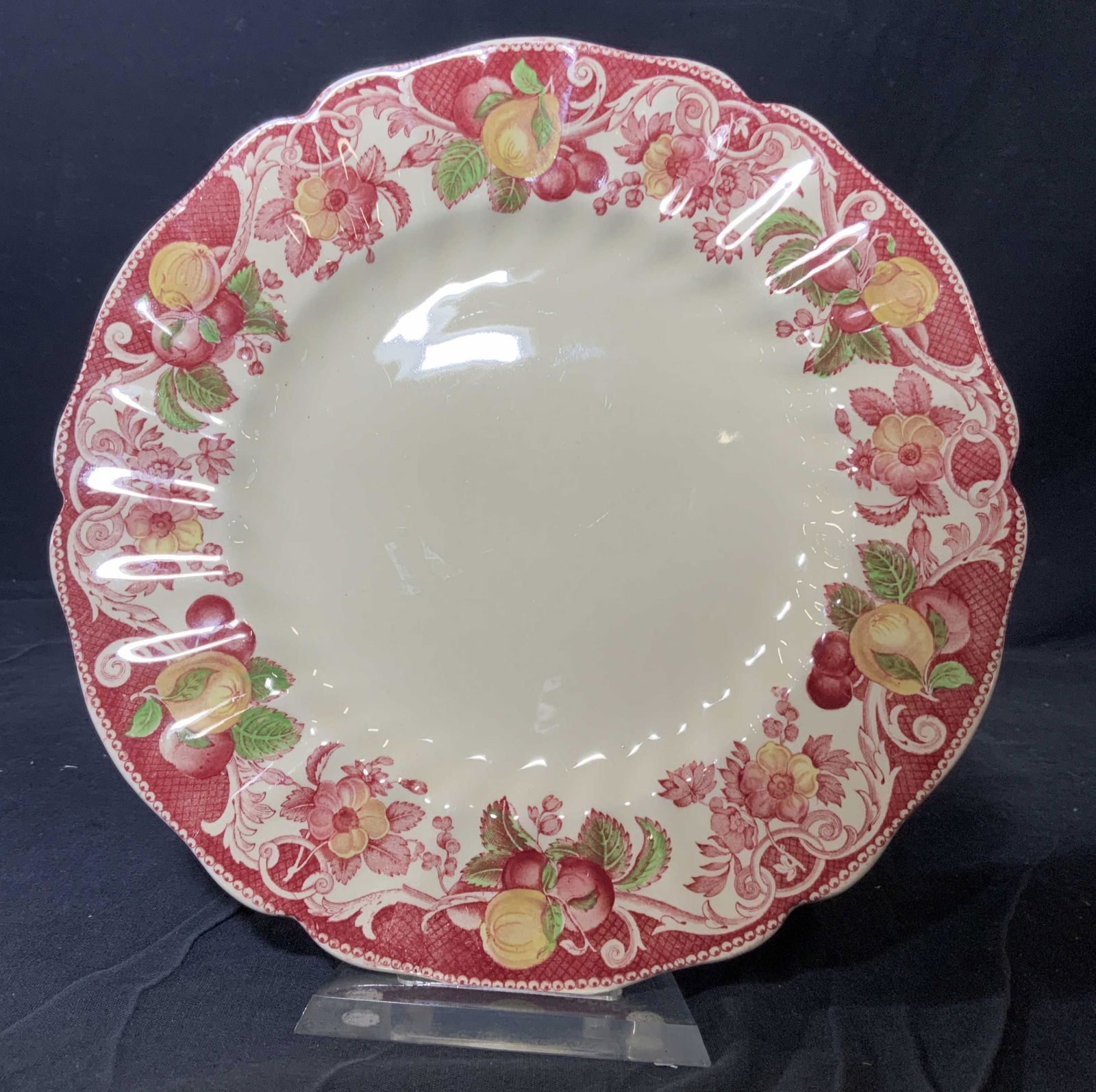 Vintage ROYAL DOULTON Porcelain Plate (1 of 7)