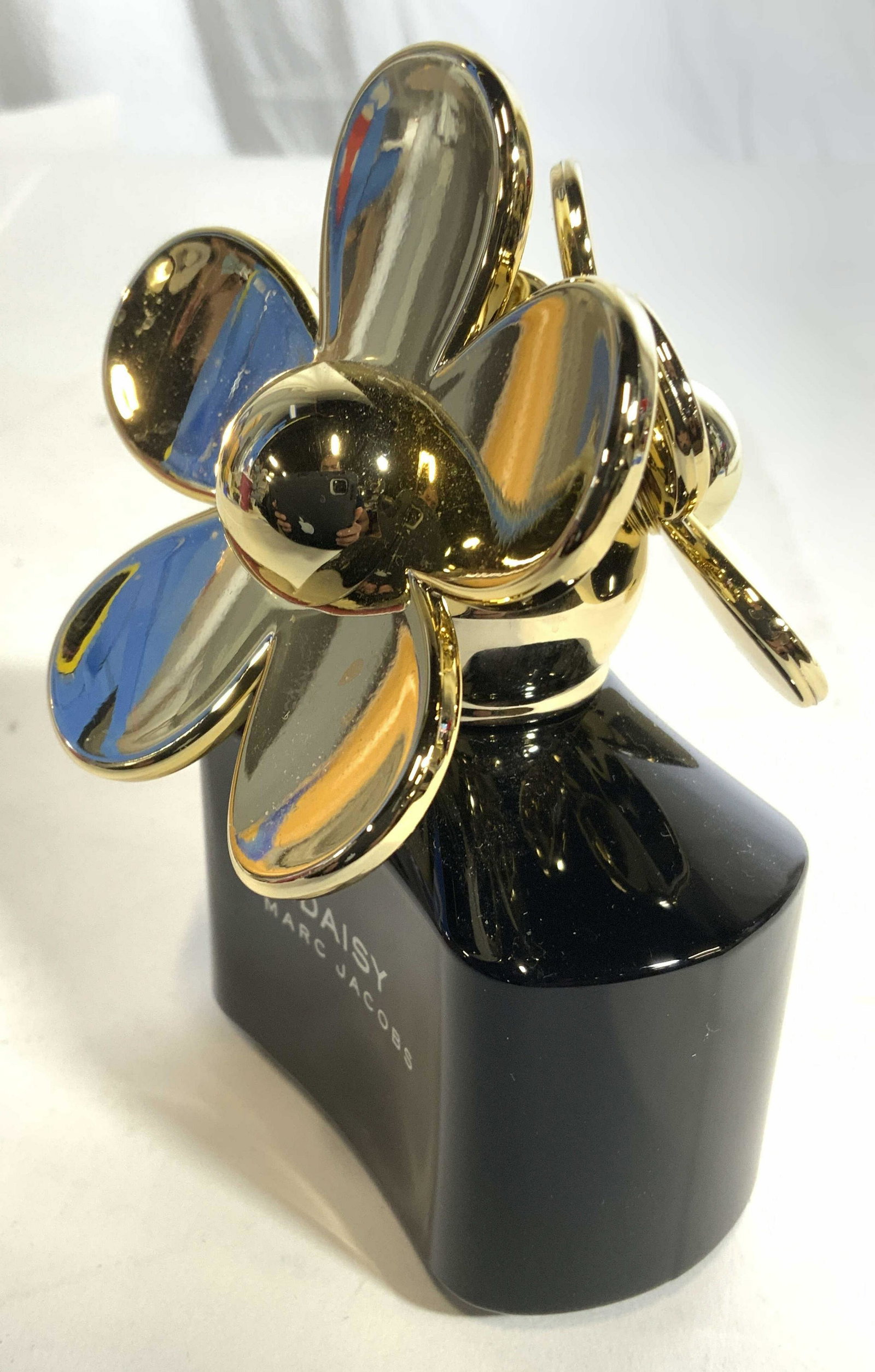 DAISY BY MARC JACOBS Perfume In Bottle (1 of 8)