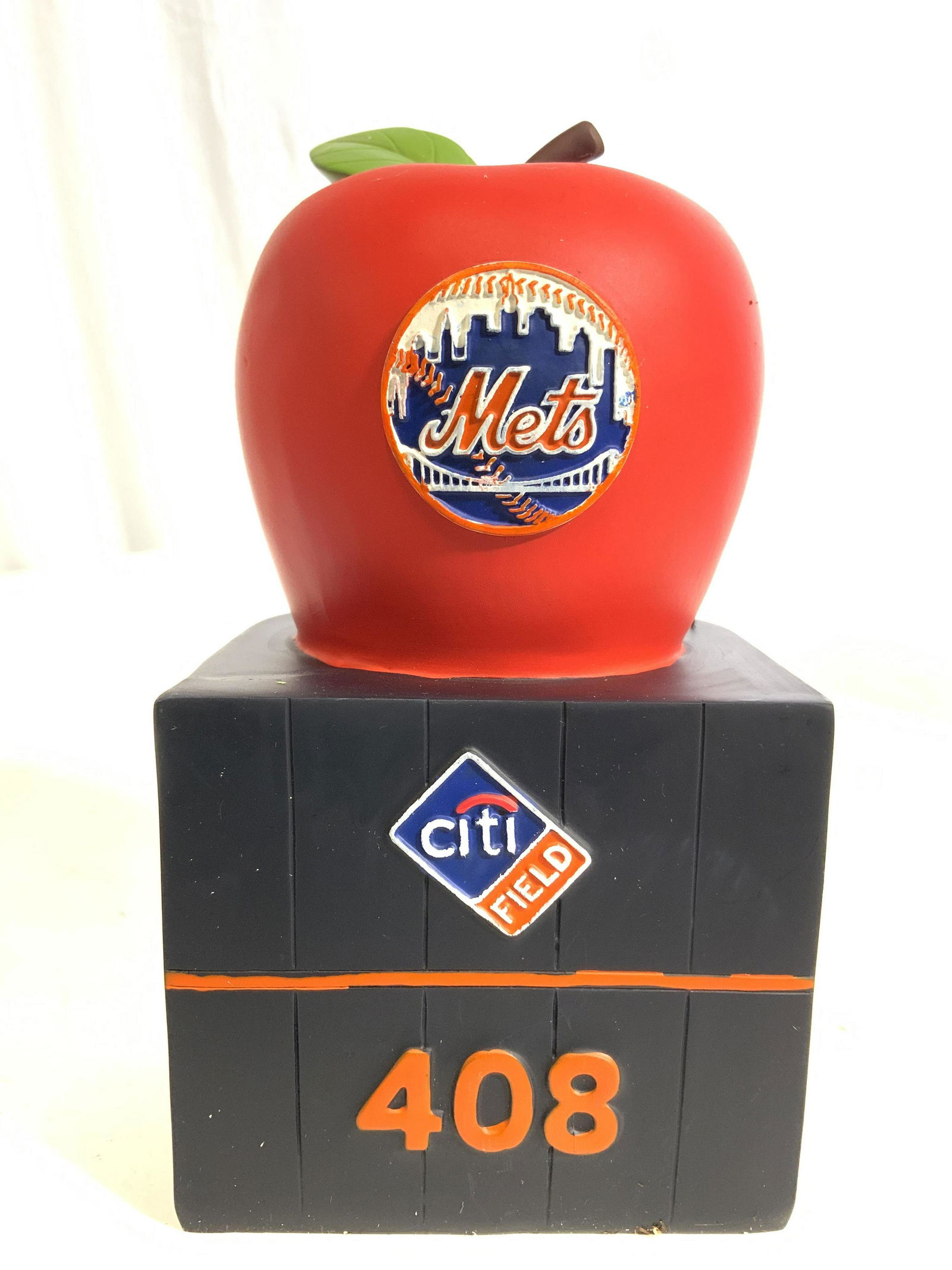 Citi Field Home Run Apple Piggy Bank In Box (1 of 8)