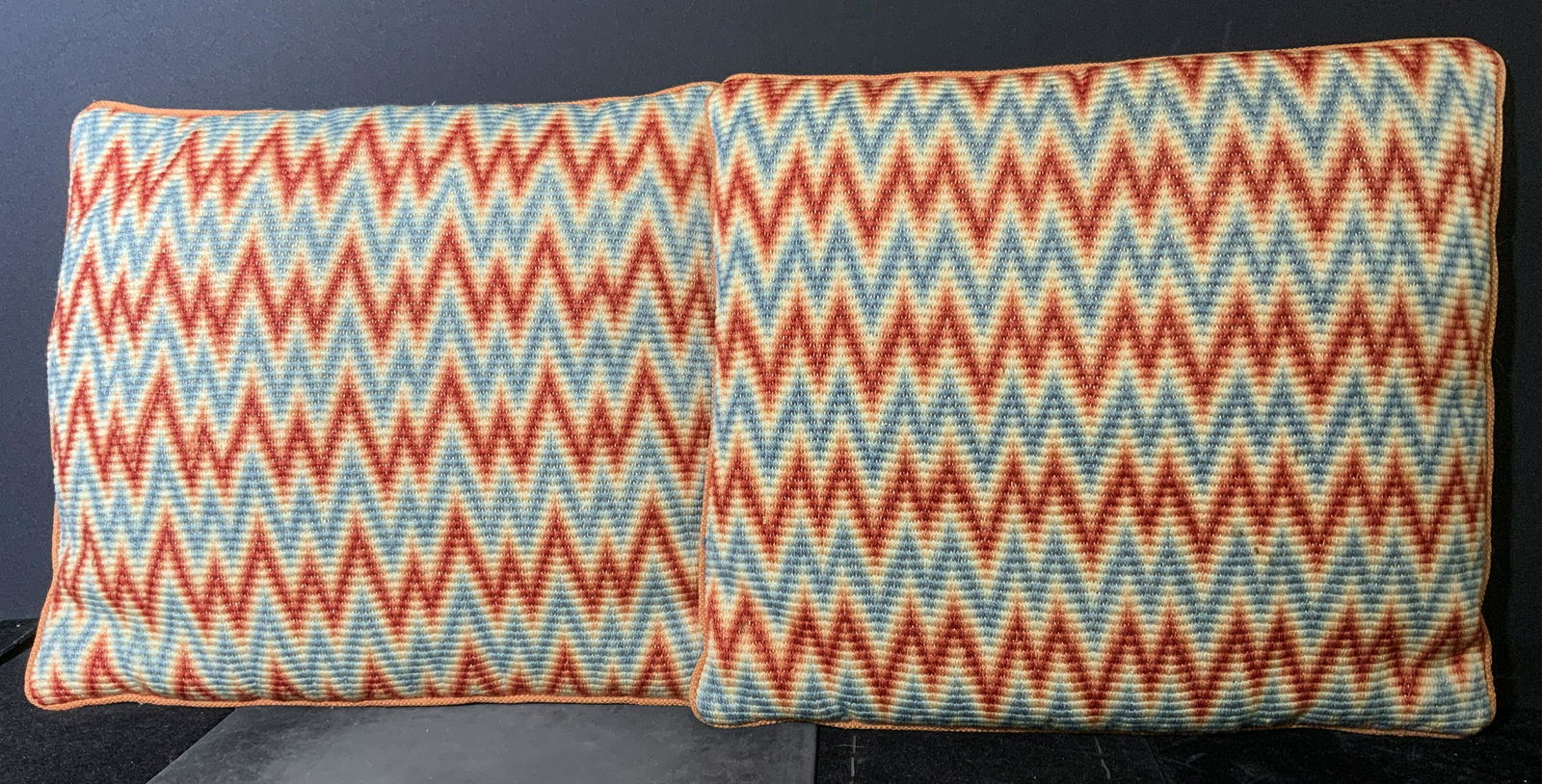 Pair Throw Pillows (1 of 3)