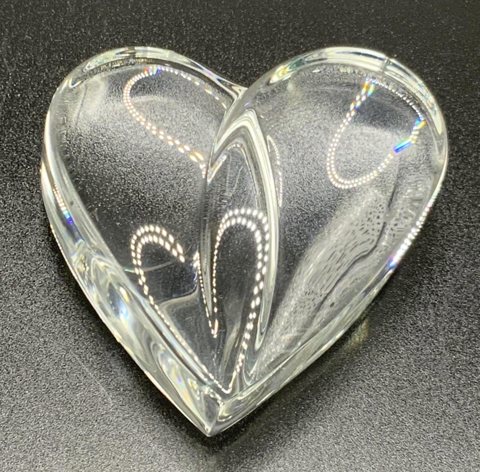 STEUBEN Signed Heart Shaped Paper Weight (1 of 5)