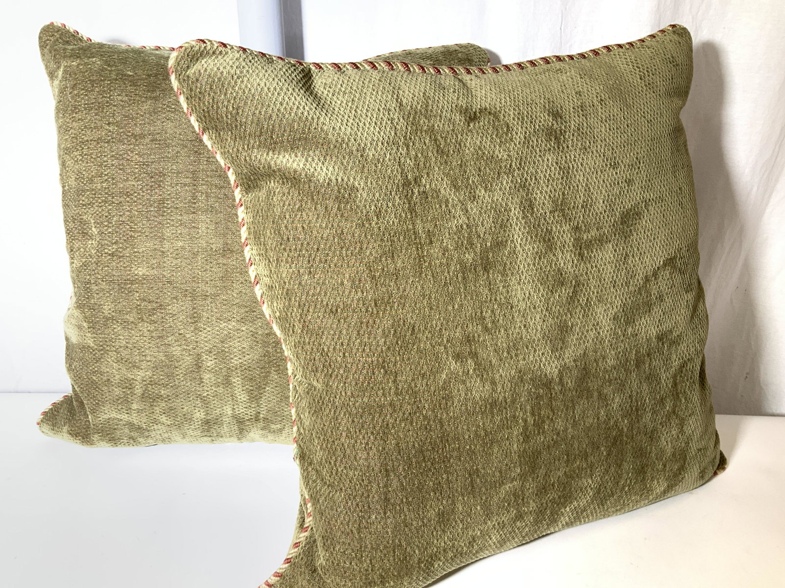 Pair Oversized Plush Decor Pillows (1 of 7)