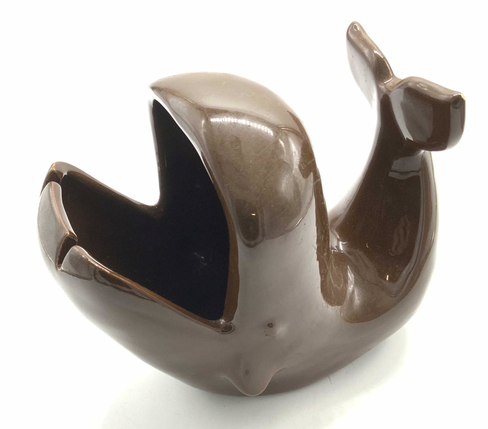 VOHANN OF CALIF Vintage Ceramic Whale Vessel: Vintage Ceramic Whale Ashtray / Vessel by Vohann Of California Coastal Decor. A glazed brown ceramic whale form vessel. Thick walled and weighty. Underside sticker reads Vohann Of Calif. Inc. Measures