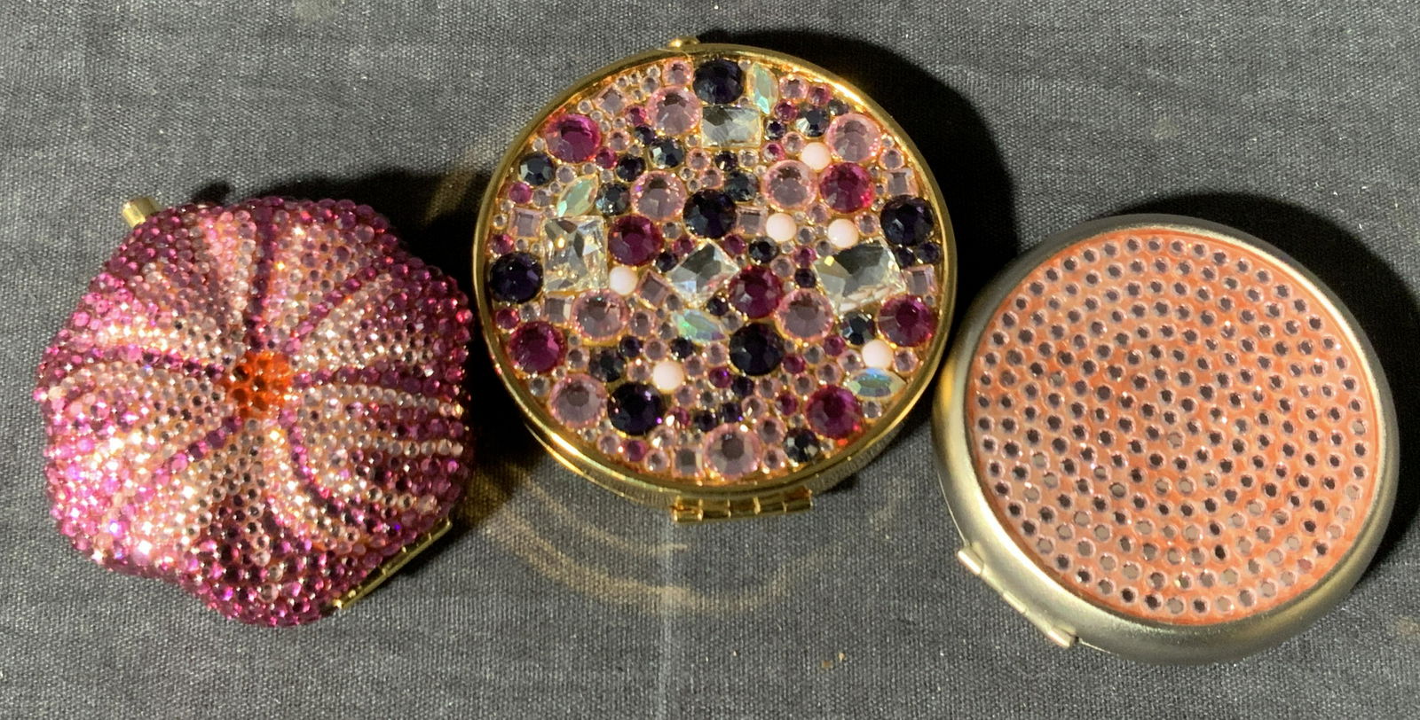 Group Lot 3 ESTEE LAUDER Pink Compact Powders (1 of 9)