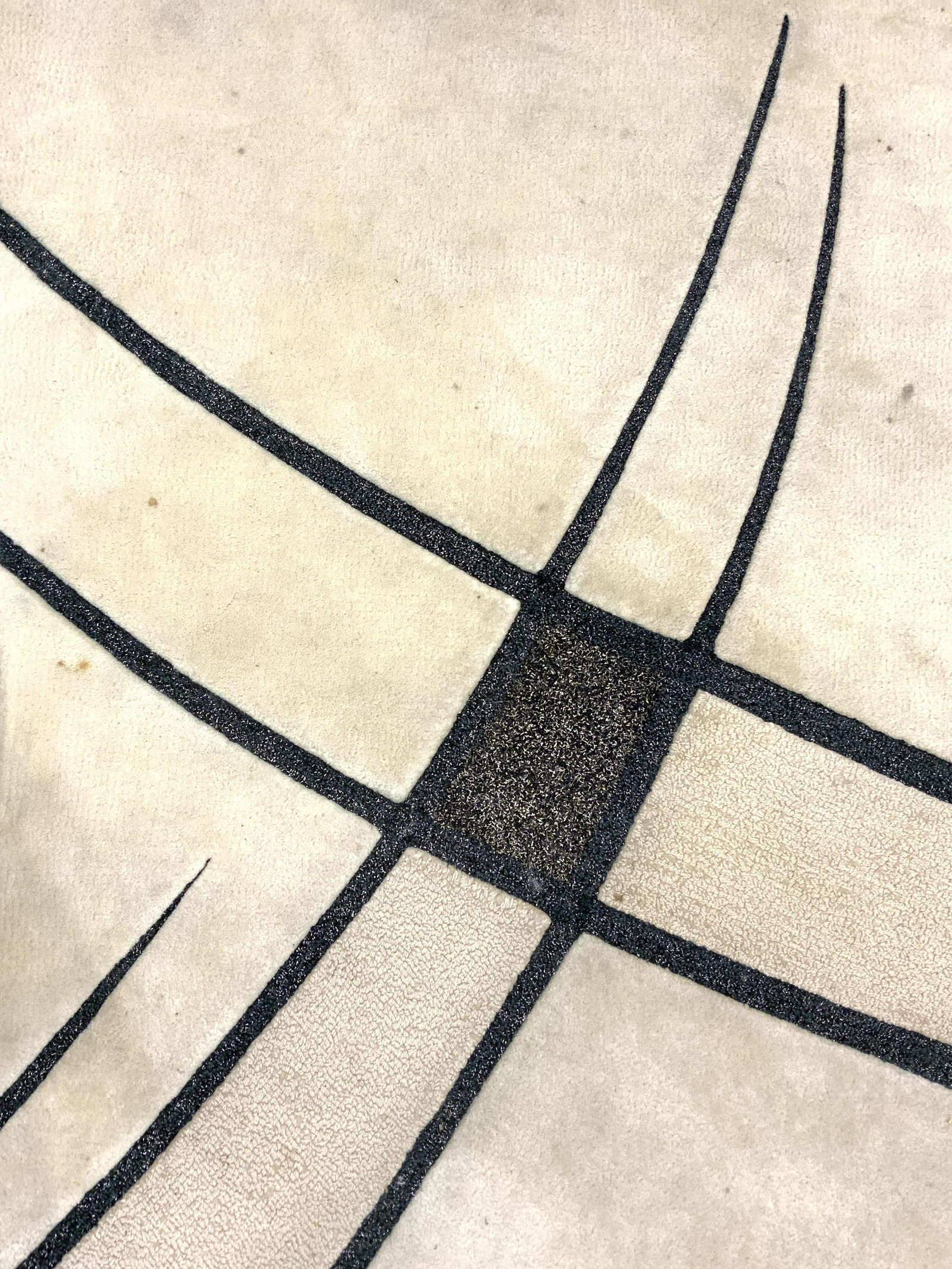 EDWARD FIELDS Room Size Wool Pile Rug (1 of 10)