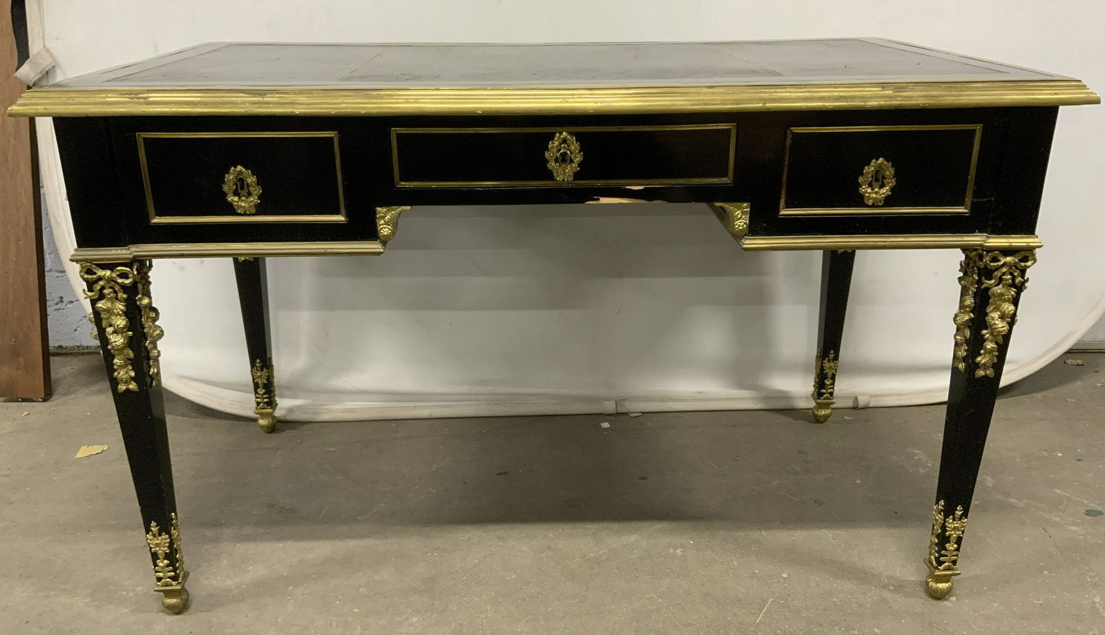 Vintage Louis XVI Style Desk w Leather Inlay (1 of 15)