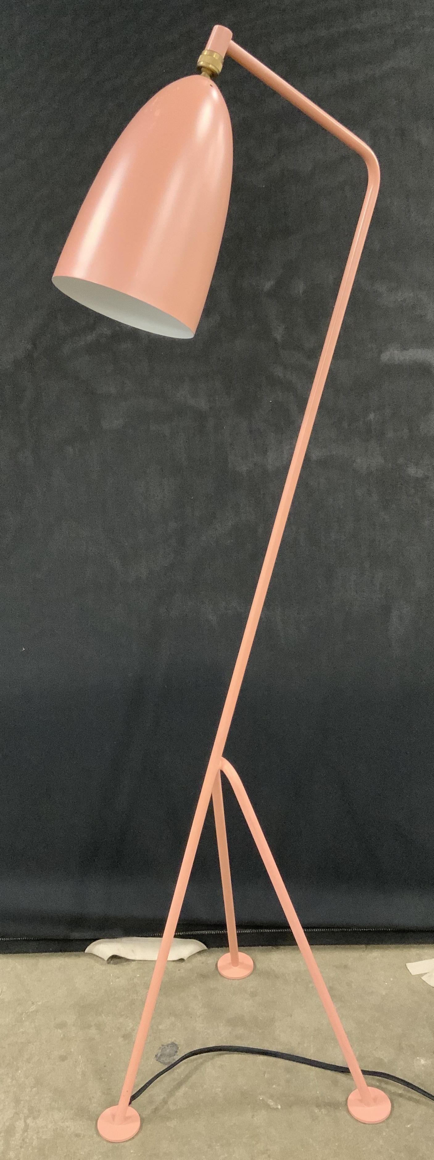 GRASHOPPA Zoomorphic Floor Lamp (1 of 8)