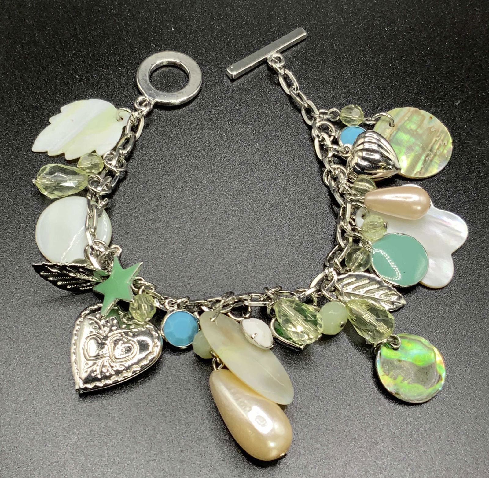 Vnt Mother of Pearl & Abalone Shell Charm Bracelet (1 of 10)