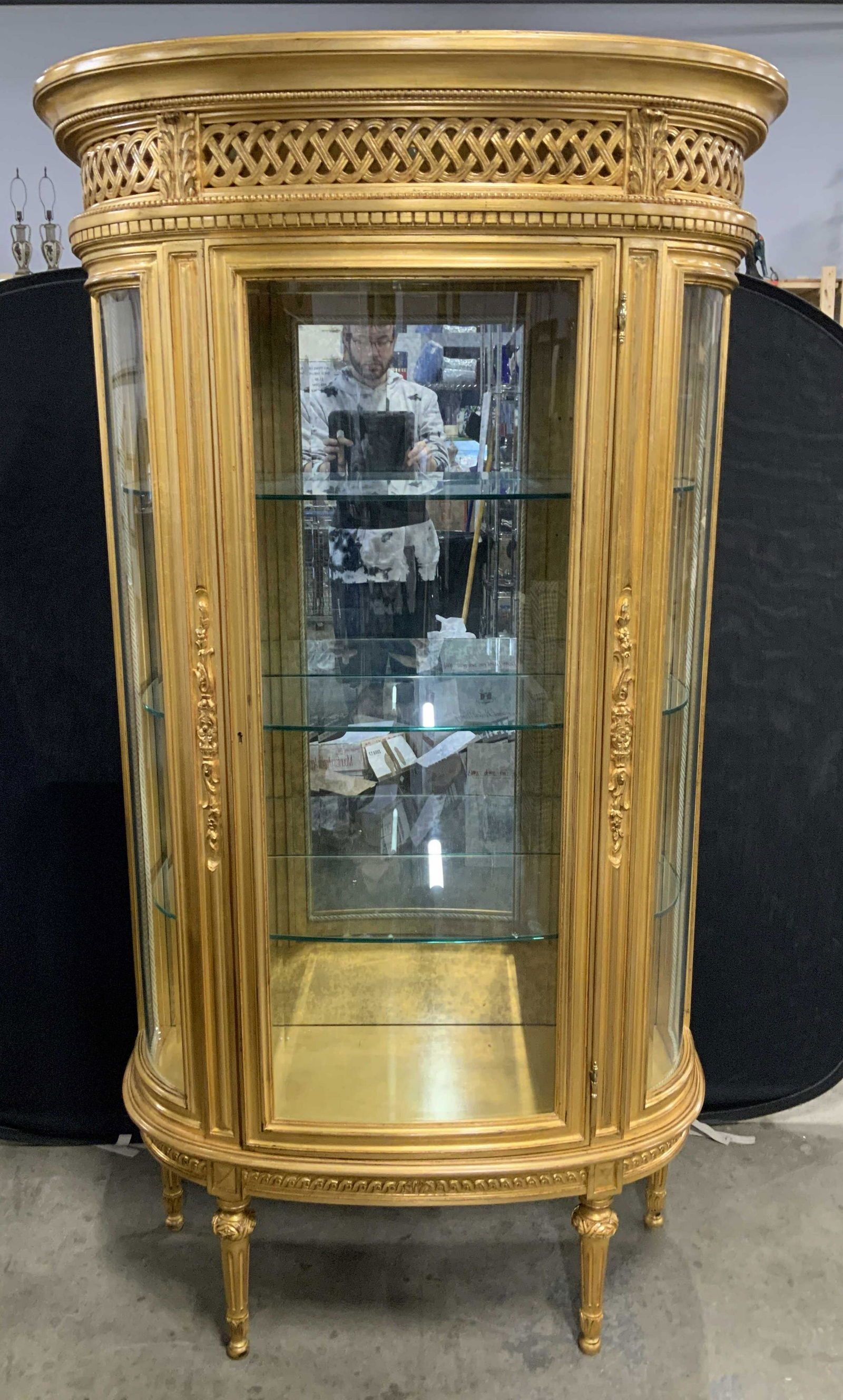 Gilded European Style Curio Cabinet, Italy (1 of 14)