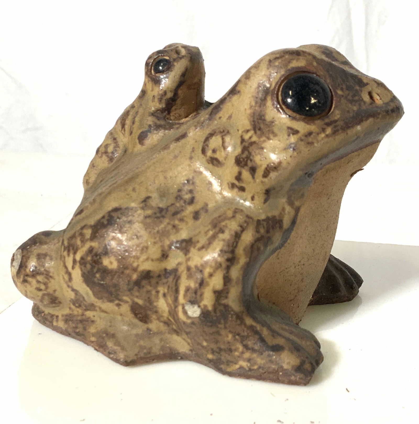 Ceramic Baby and Adult Frog Figural (1 of 5)