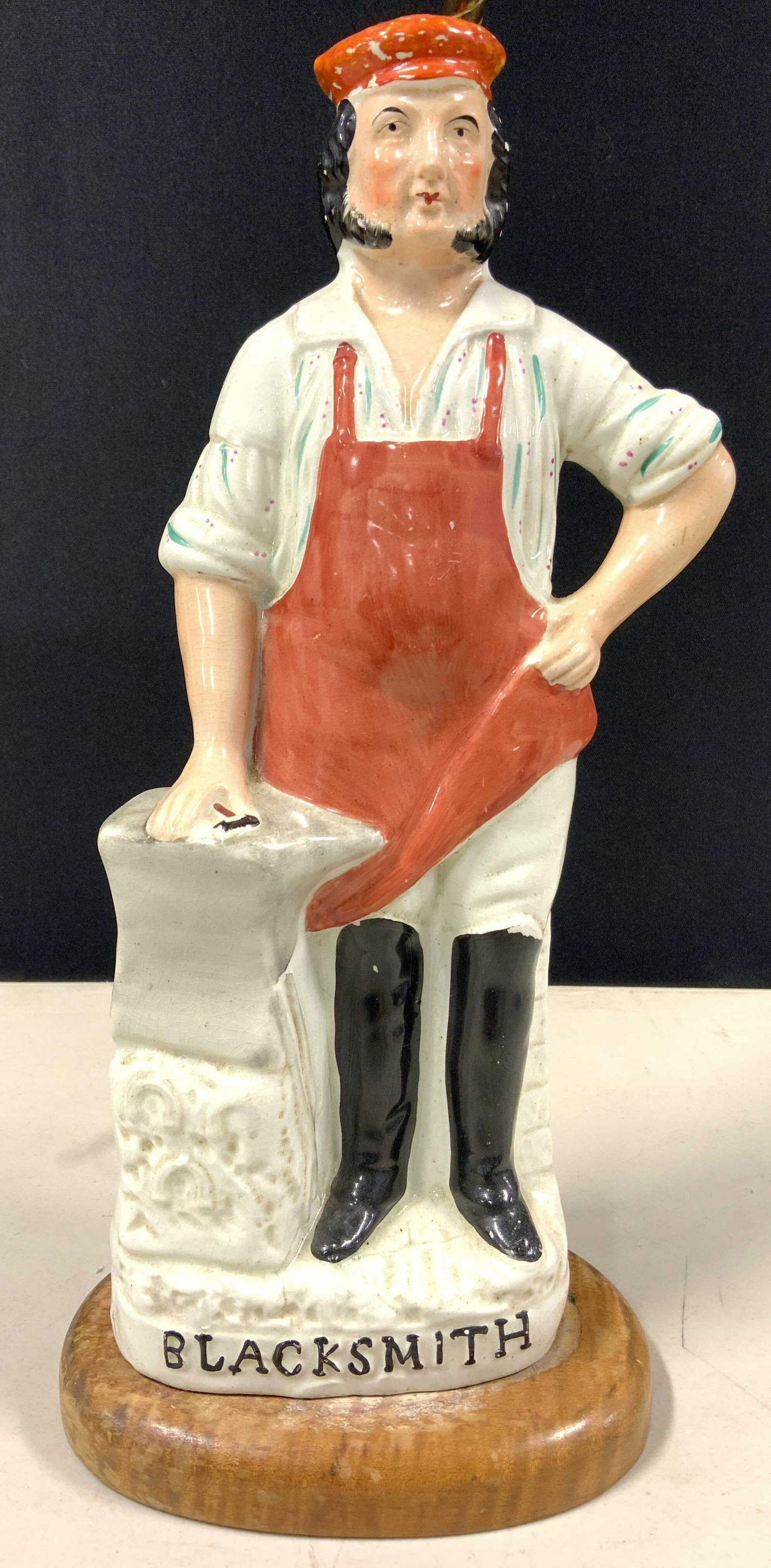 Vtg Handpainted Porcelain Blacksmith Figure Lamp (1 of 10)