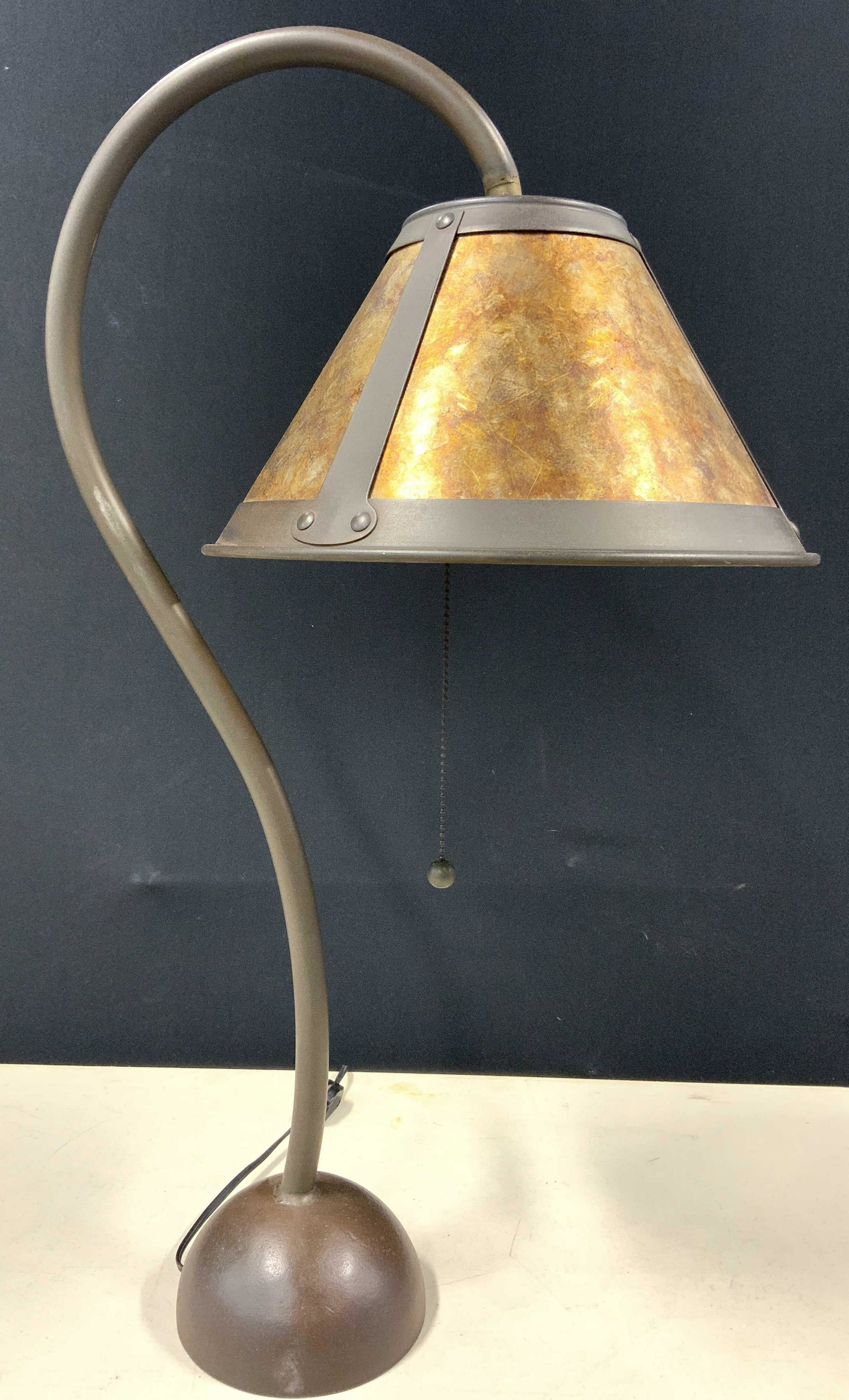 Bronze Base Mica Shade Table Lamp (1 of 10)