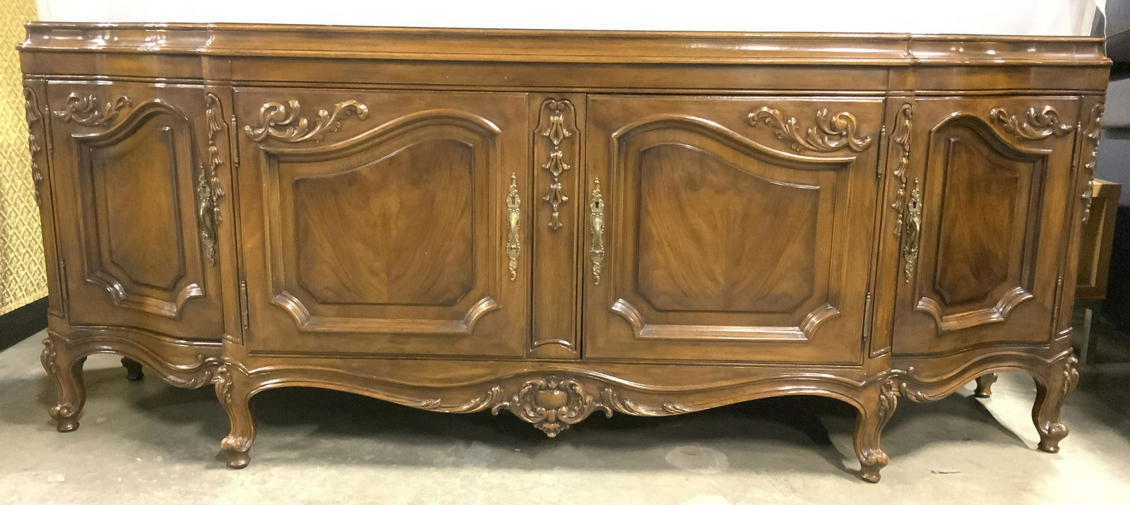 Vintage Carved Wooden Sideboard Buffet (1 of 10)