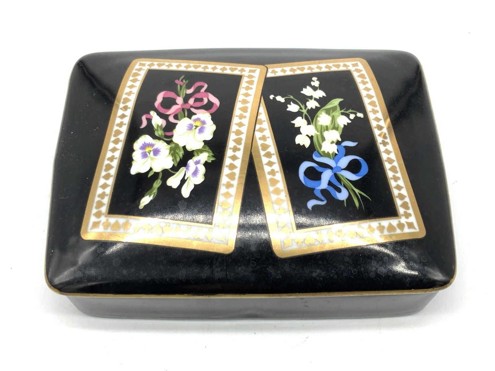 TIFFANY & CO. Vintage Porcelain Playing Card Box (1 of 8)