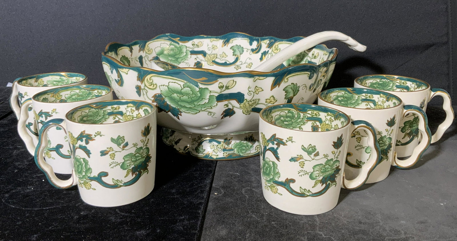 MASONS CHARTREUSE Serving Bowl w Mugs & Ladle (1 of 13)