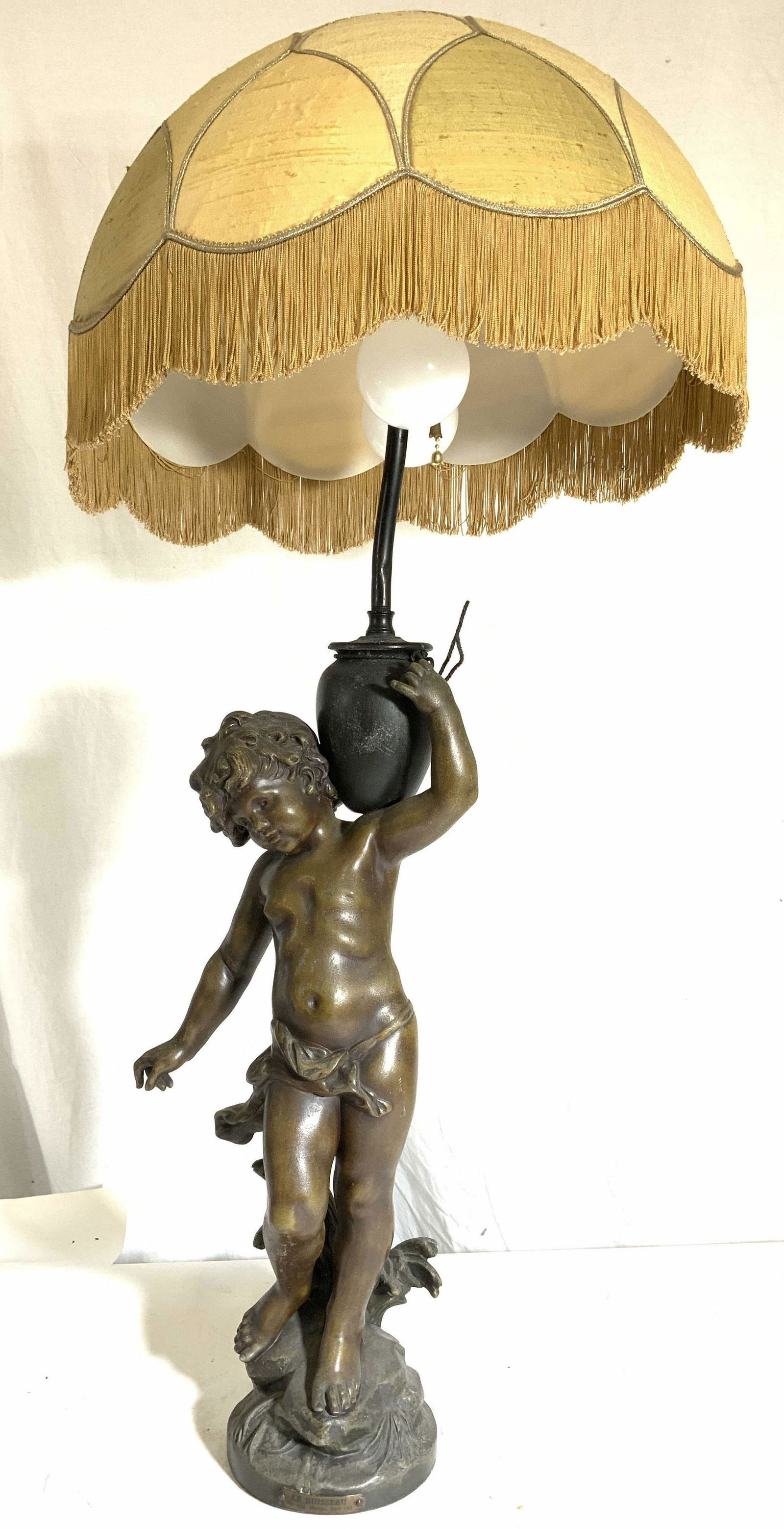 LE RUISSEAU Vntg Metal Lamp W Cherub Figure (1 of 13)