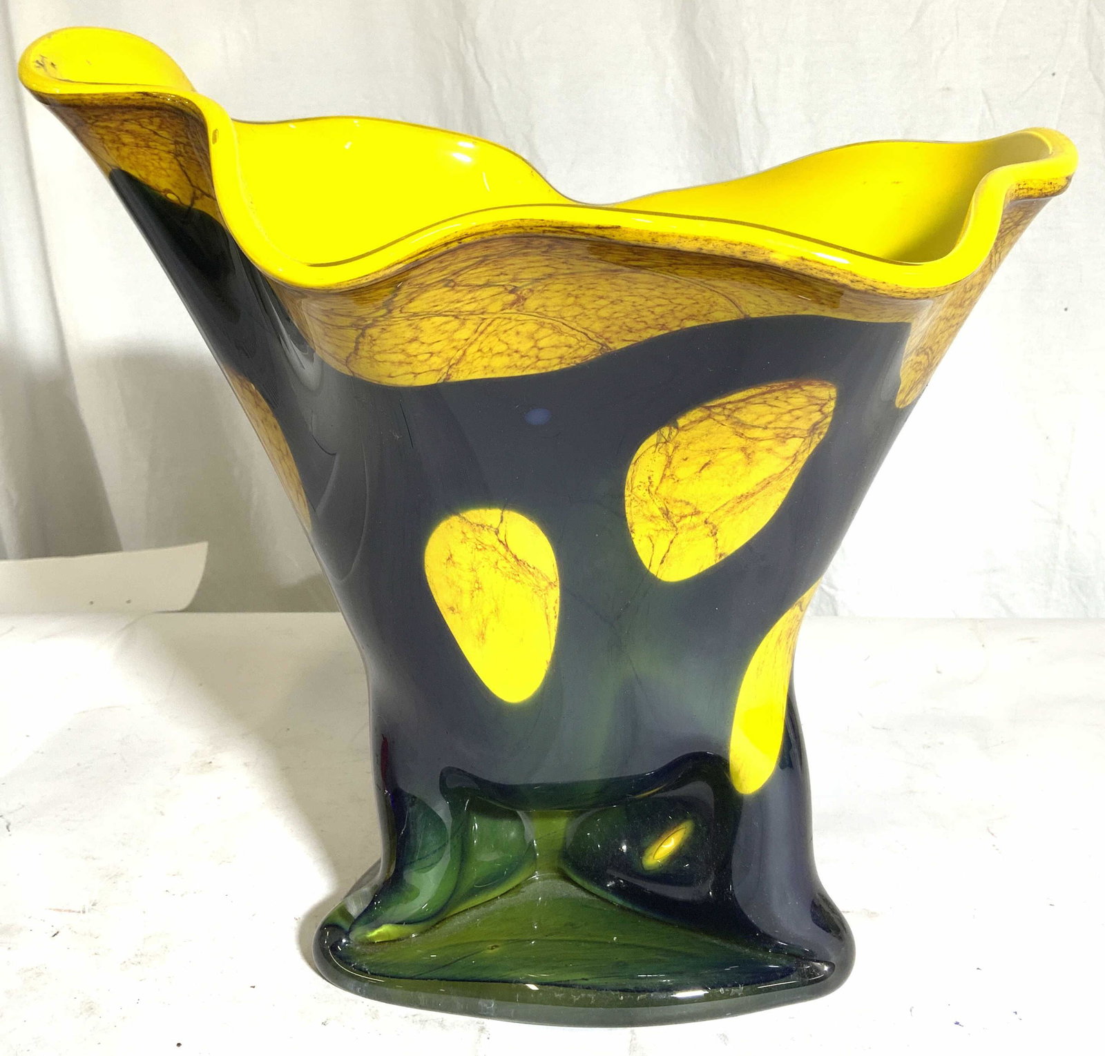 Hand Blown Art Glass Vase (1 of 10)