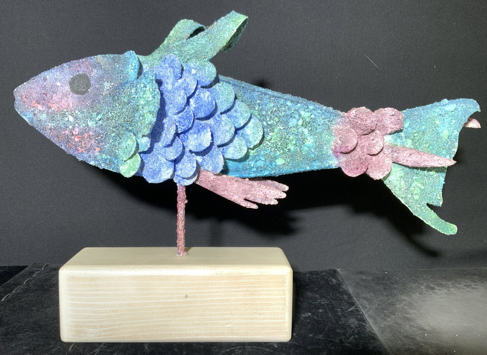 Composite Fish Sculpture W Wooden Block Mount (1 of 10)