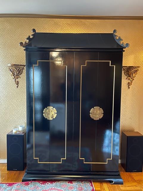 Vintage Asian Double Door Mirrored Bar Cabinet (1 of 20)