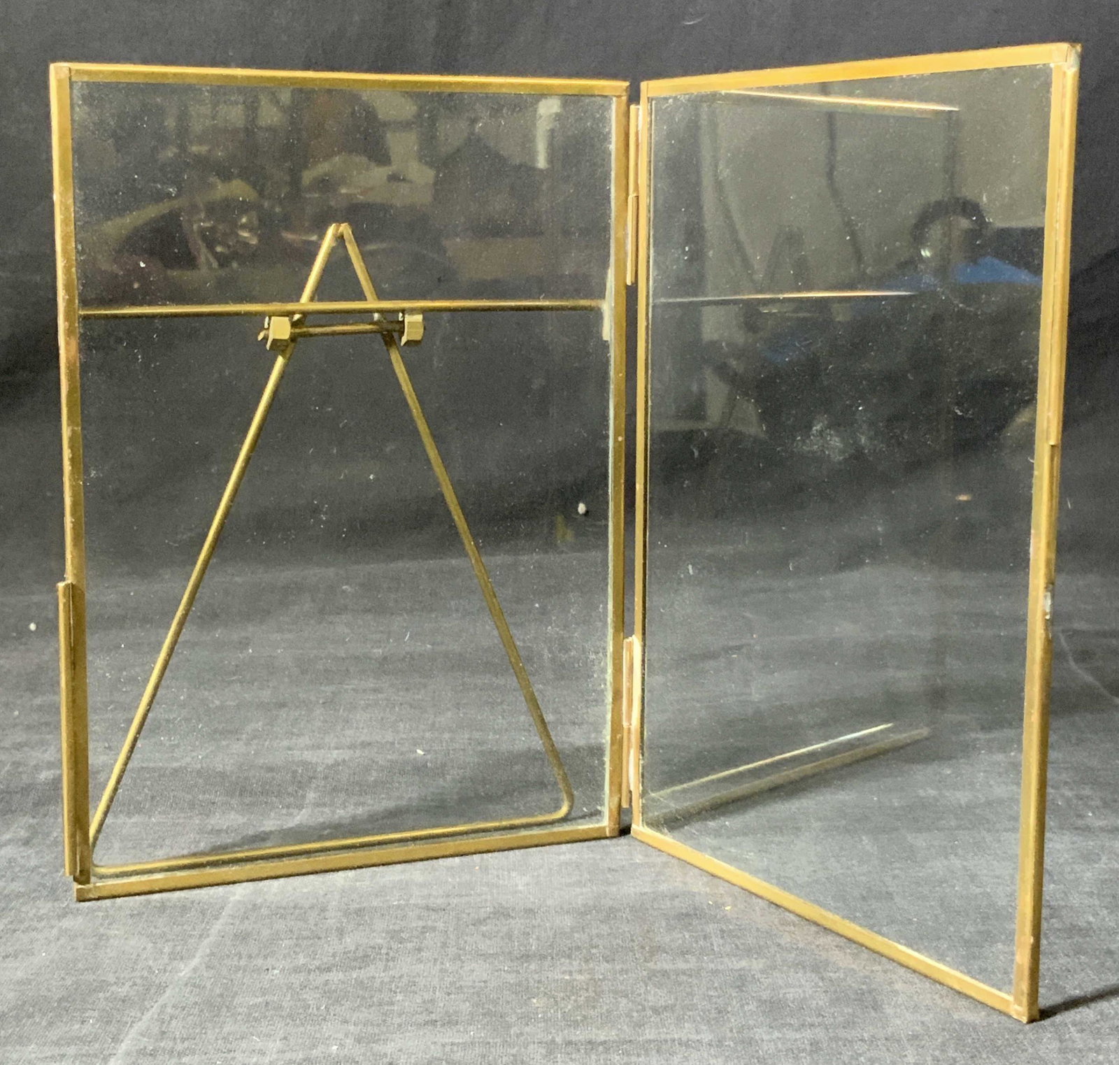 Copper Lined Easel Stand Frame (1 of 9)