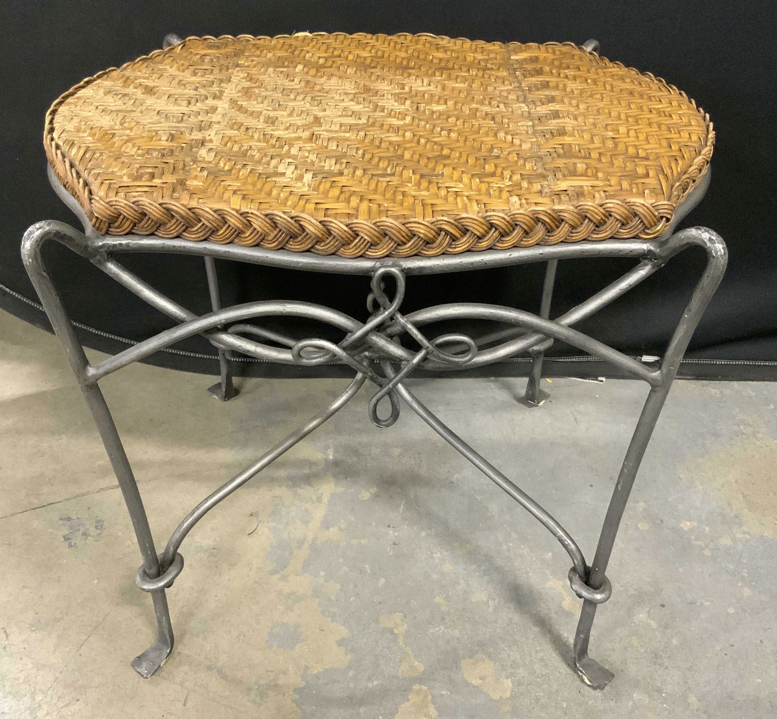 Woven Top Metal Base Side Table (1 of 8)
