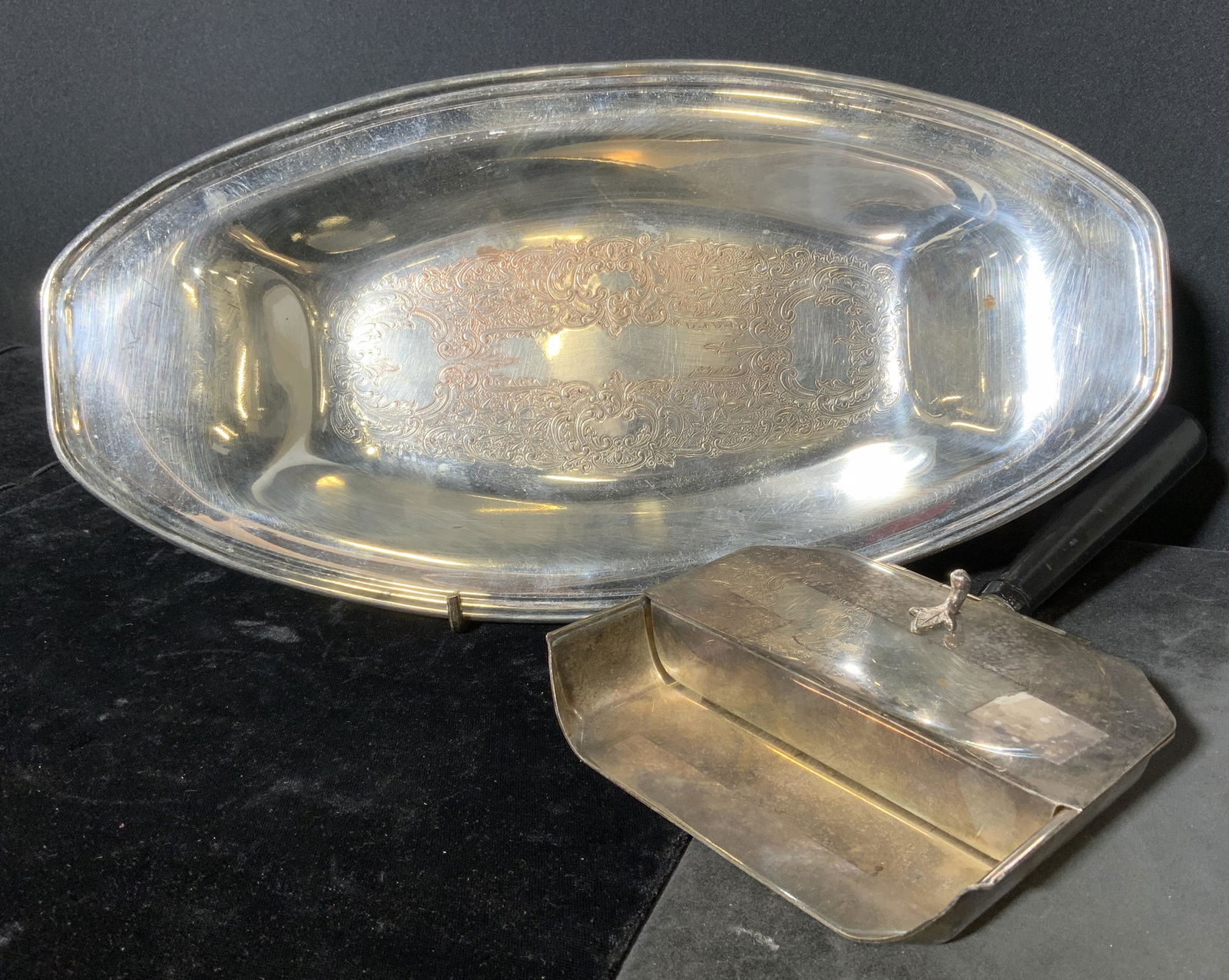 Lot 2 Silver Plated Tabletop Accessories (1 of 8)