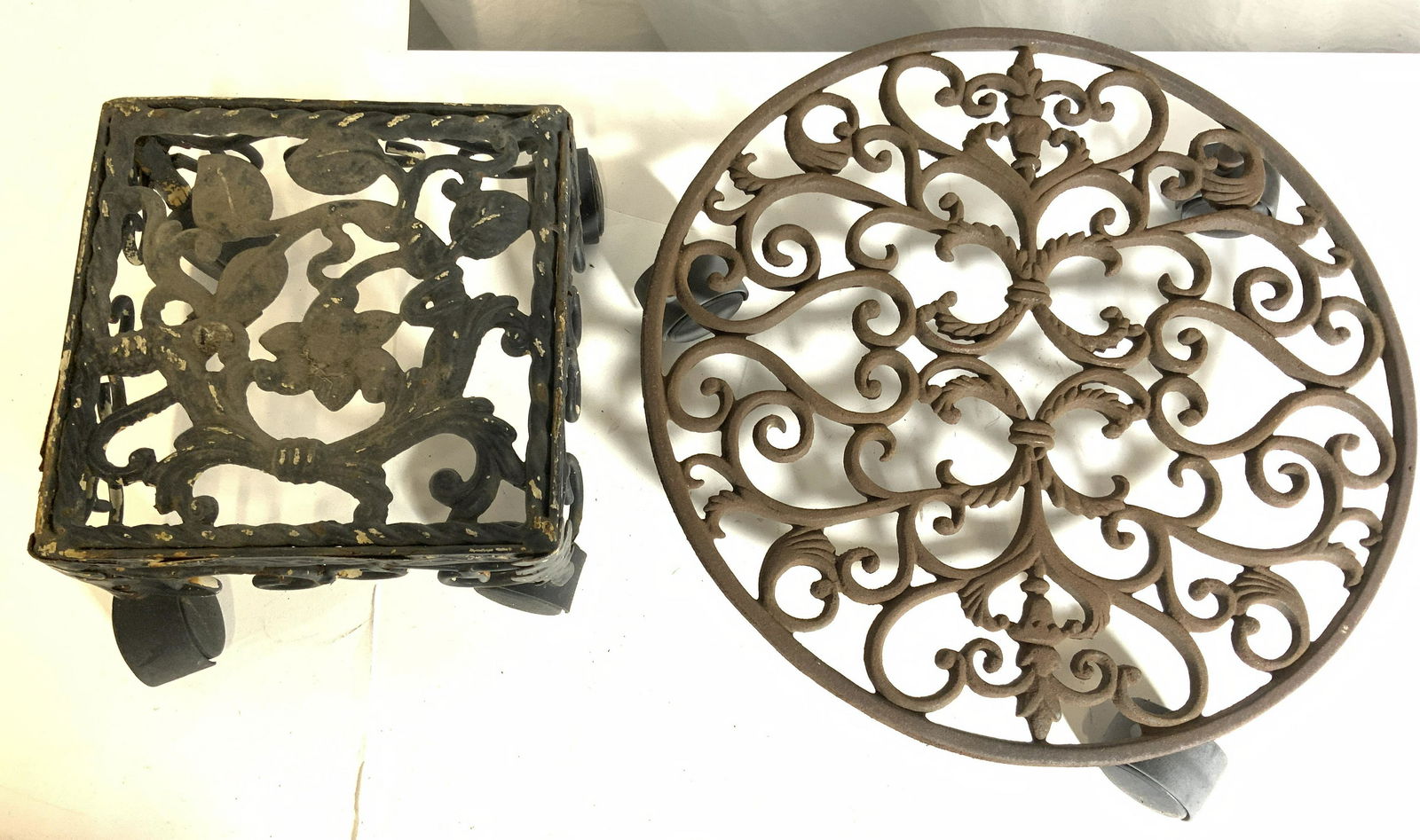 Lot 2 Metal Planter Stands W Wheels (1 of 8)