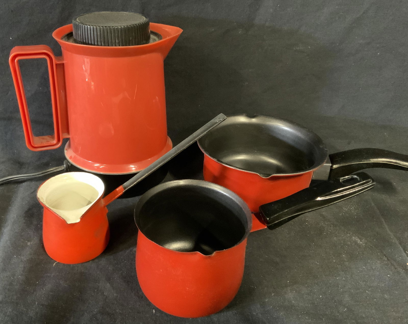 Lot 4 Retro Kitchen Accessories (1 of 6)