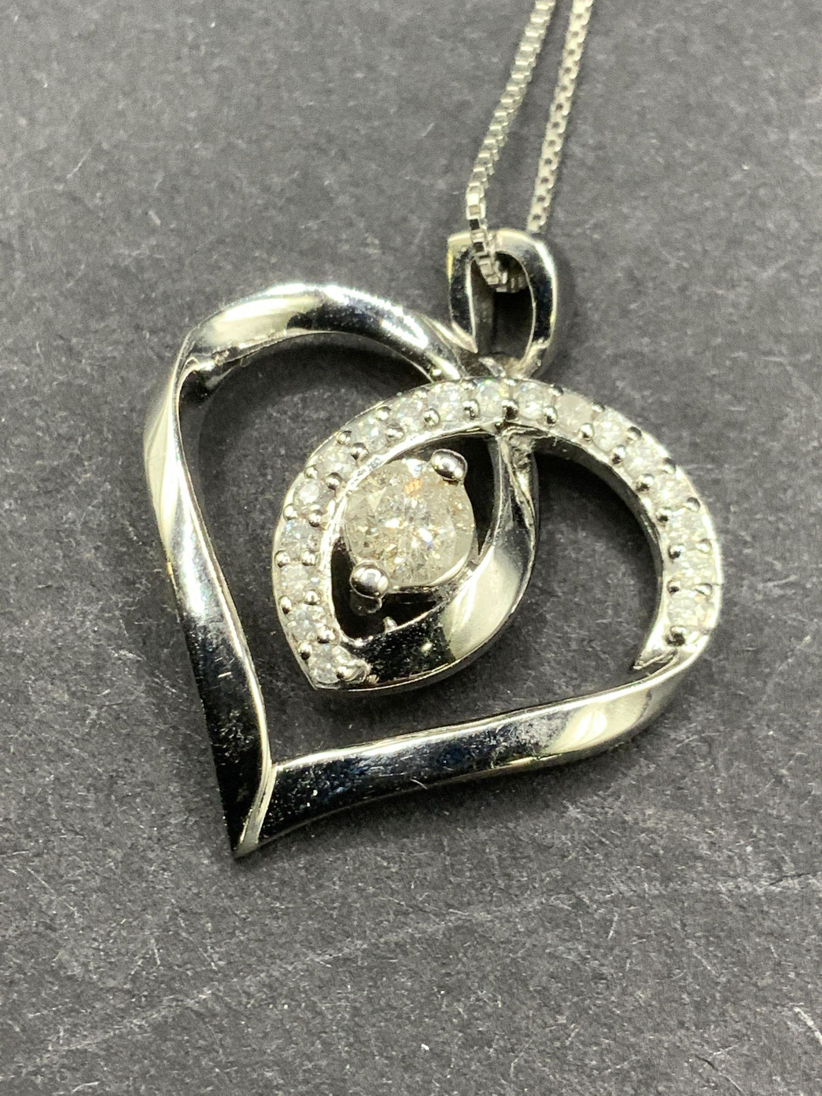 Sterling Box Chain w Diamond Heart Pendant, ITALY (1 of 5)