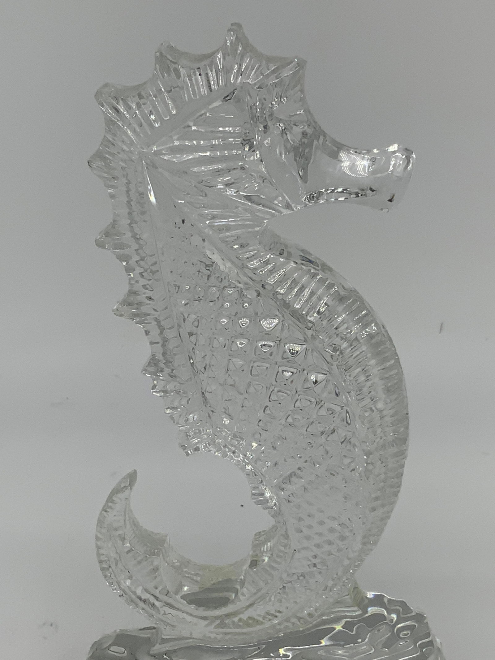 WATERFORD Crystal Seahorse Paperweight (1 of 7)