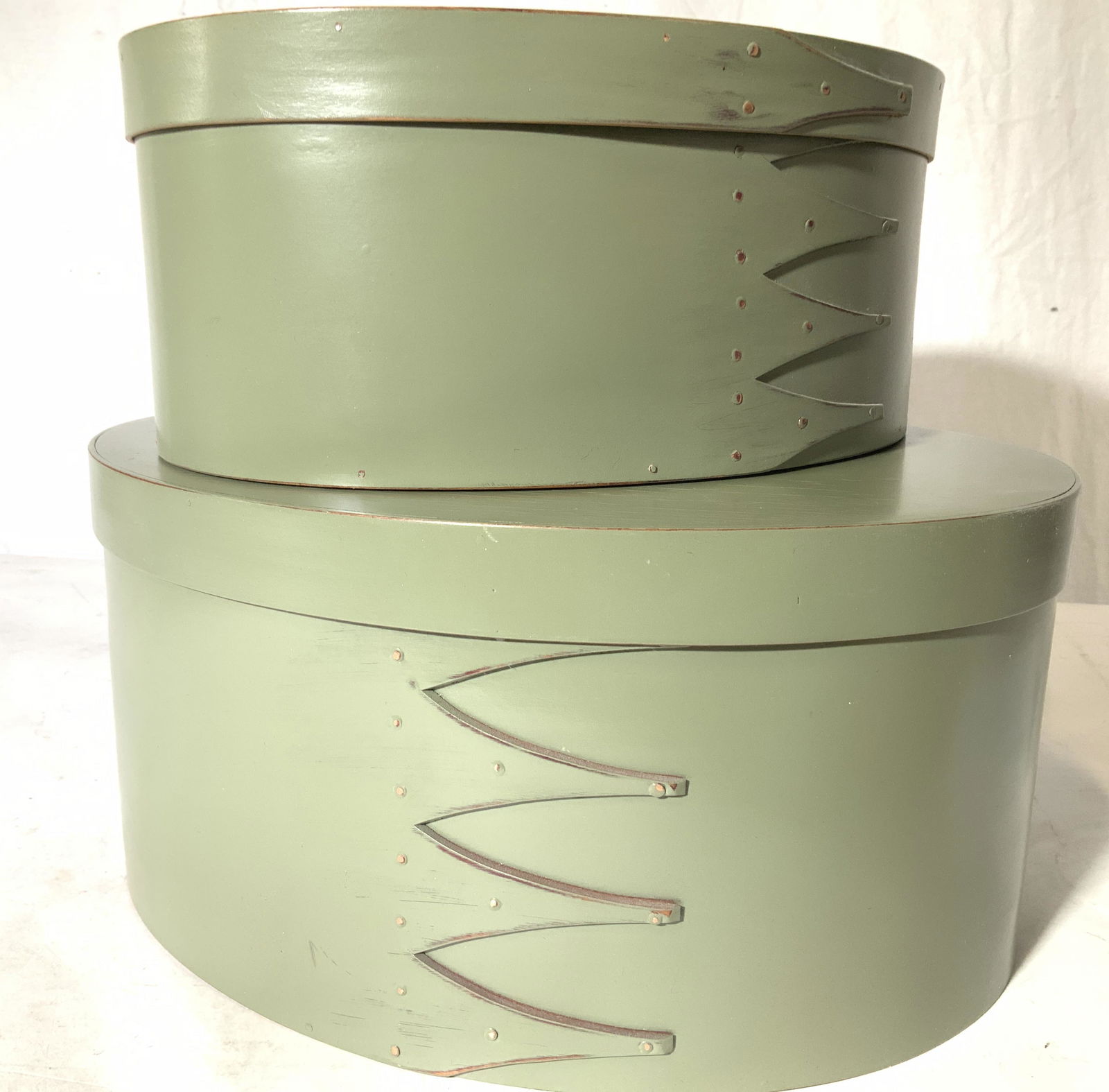 Pair Signed ROURKE Sage Hand Crafted Shaker Boxes (1 of 8)