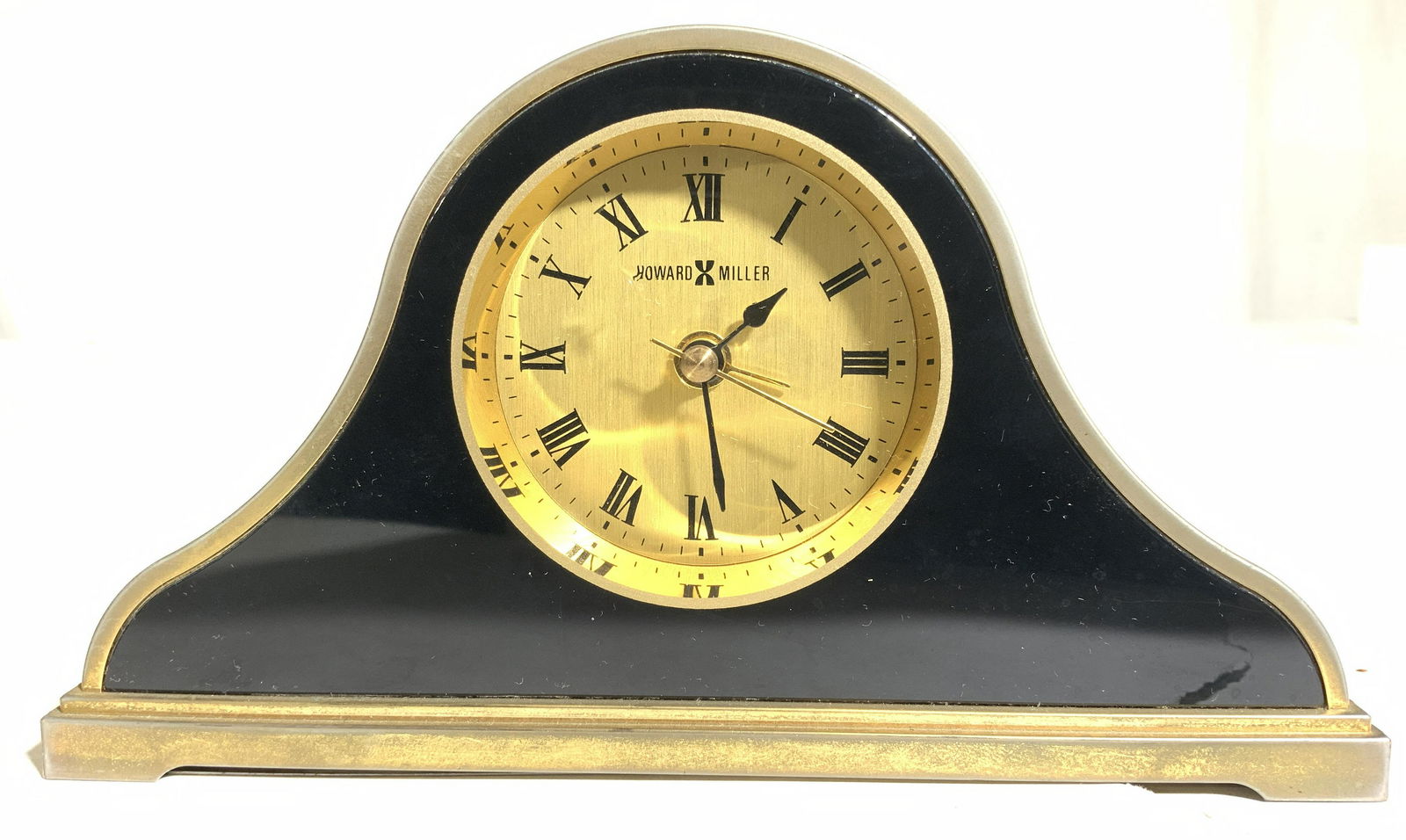 HOWARD MILLER Desk Clock (1 of 8)