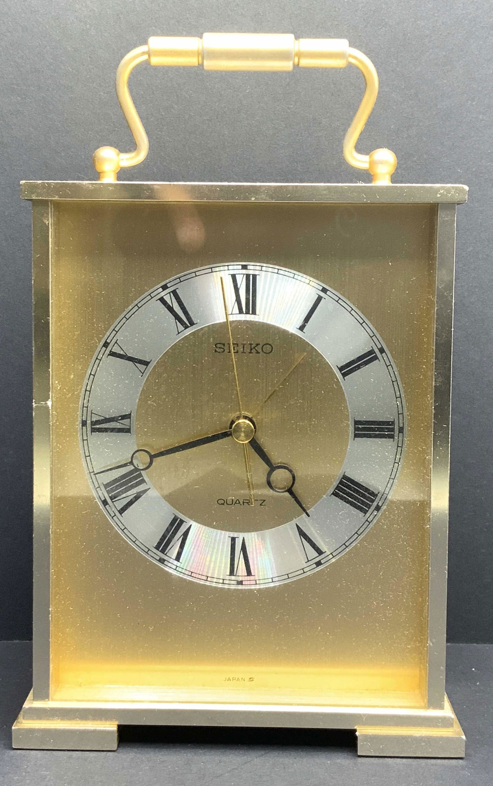 SEIKO QUARTZ Desk Clock W Handle (1 of 8)