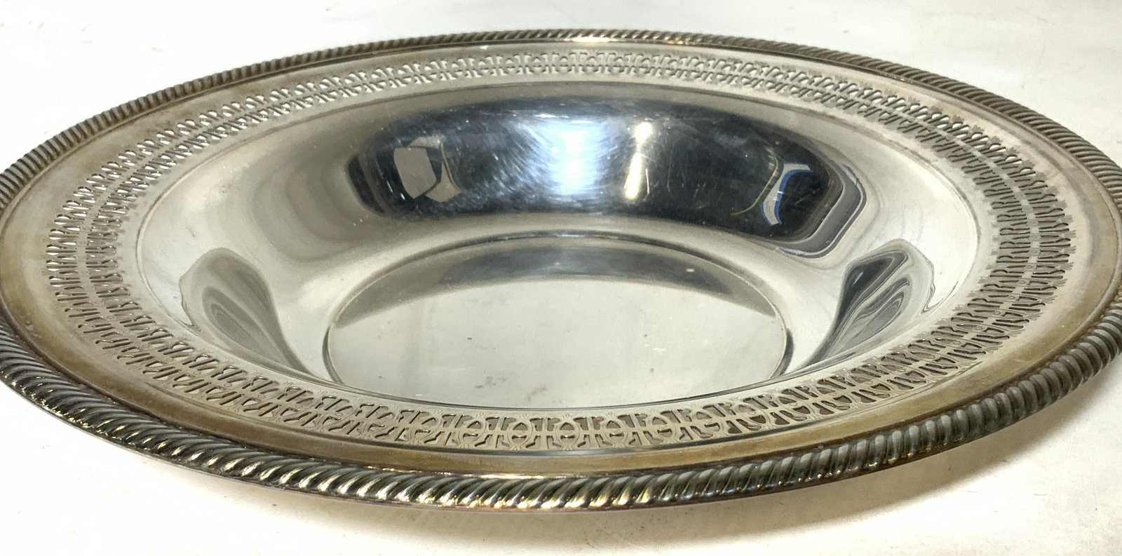 William Rogers Silver Plate Footed Bowl (1 of 6)