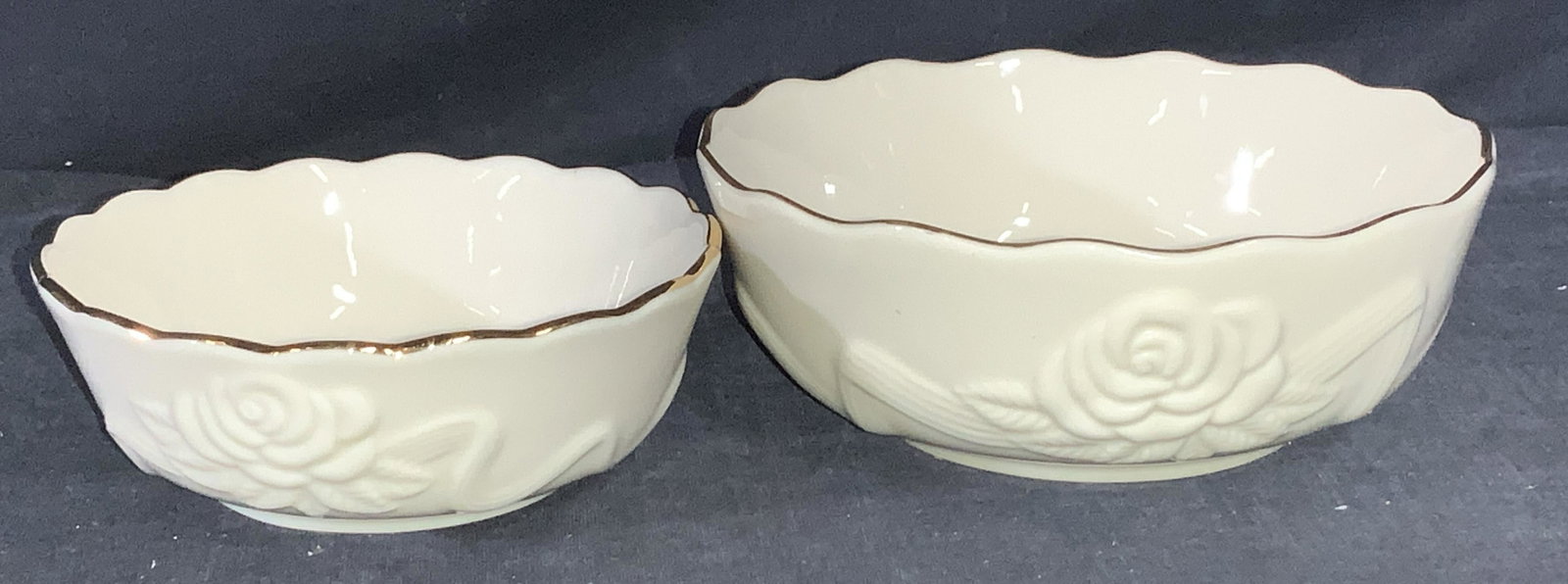 Set 8 LENOX PORCELAIN Bowls with Gilt Rim: Lenox Rose Blossom porcelain bowls ,24 k gilt and scalloped rims. Hallmarked Lenox. Lenox certification card included. All beige toned porcelain, 2 sizes, 4 of each. 4.5 x 1.5 in and 5.5 x 2 in. Prope