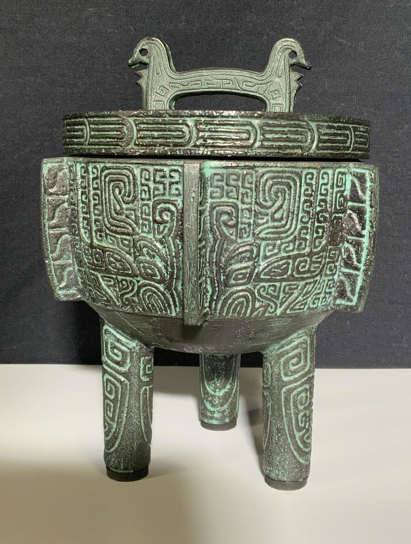 Metal Footed Bowl Ashtray W Lid, Taiwan (1 of 8)