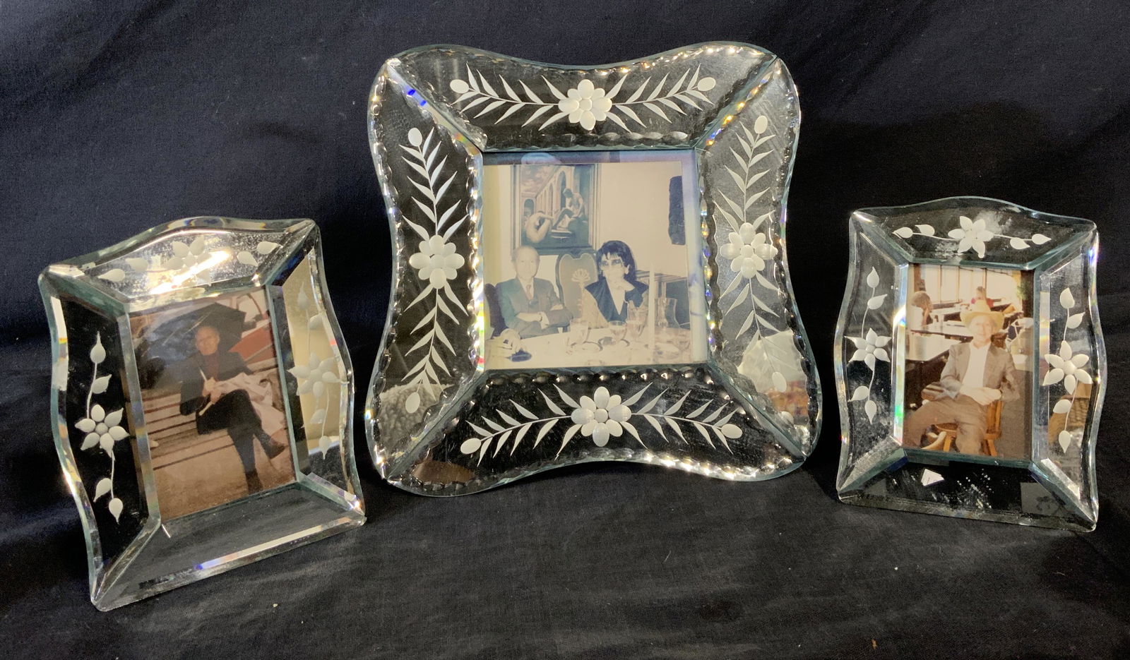CARR Lot 3 Art Deco Mirrored Picture Frames (1 of 5)
