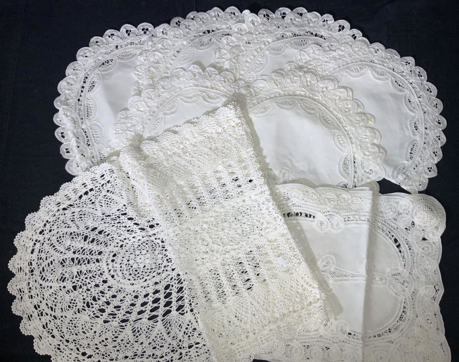 8 Embroidered Starched Doilies & Table Runner (1 of 8)