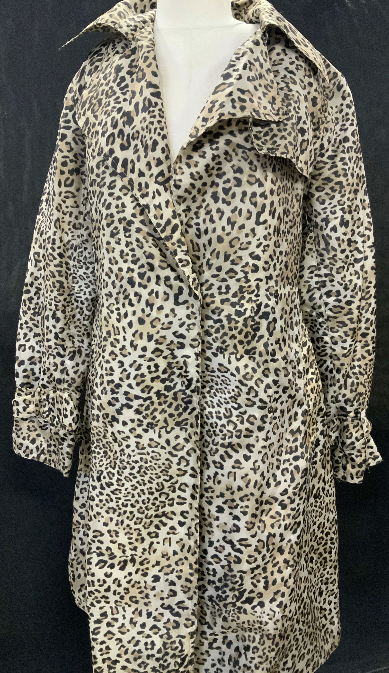 FRENCHCOAT PARIS Animal Print Jacket (1 of 6)