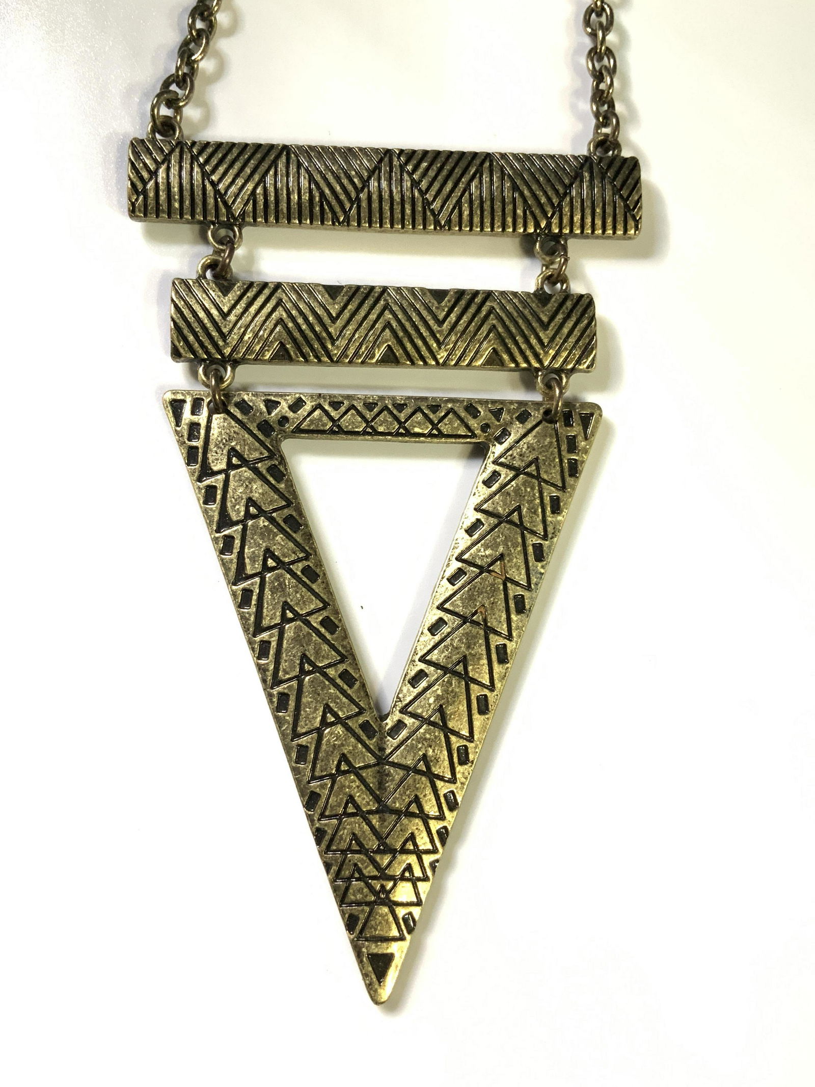 Sculptural Abstract Pendant Chain Necklace (1 of 4)