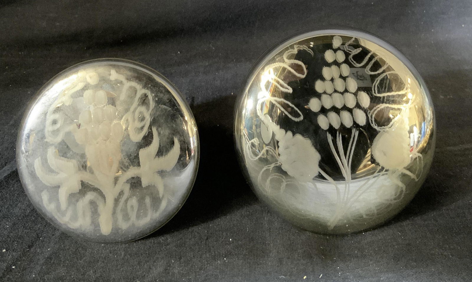 Vintage Pair Mercury Glass Door Knobs (1 of 4)