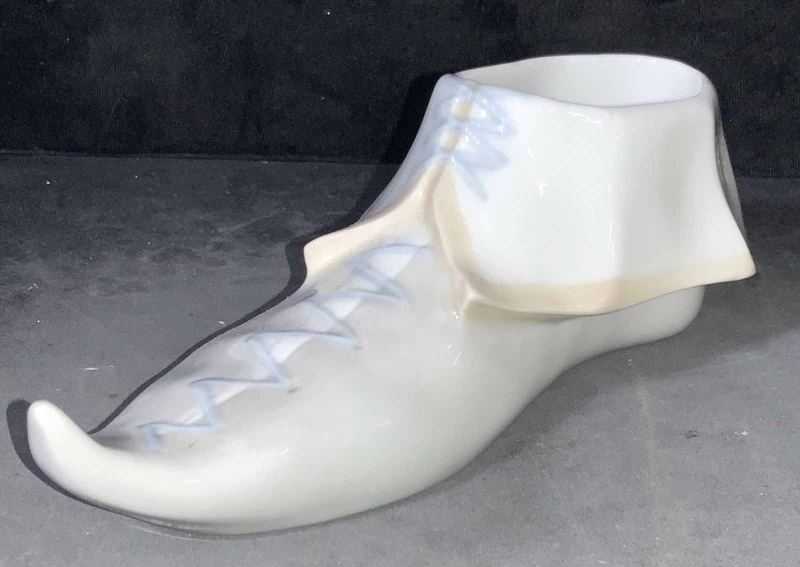 Porcelain Pointed Toe Shoe Sculpture, Japan (1 of 8)