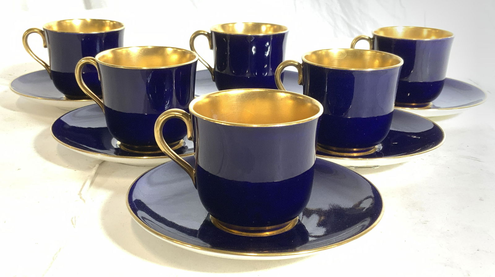 Set 12 COALPORT ENGLAND Cobalt Blue Cups & Saucers (1 of 8)