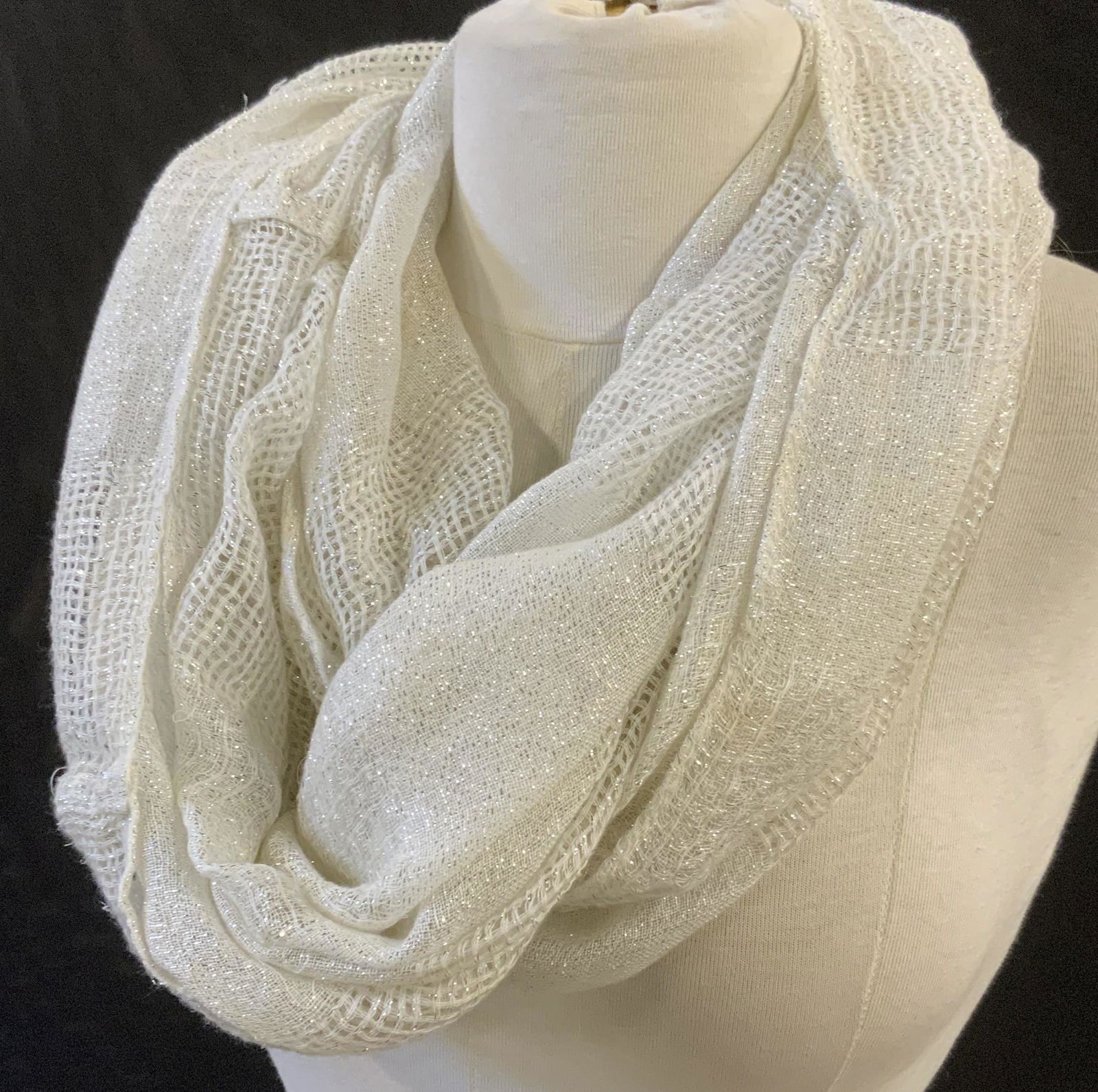 Lot 3 Assorted Scarves (1 of 5)