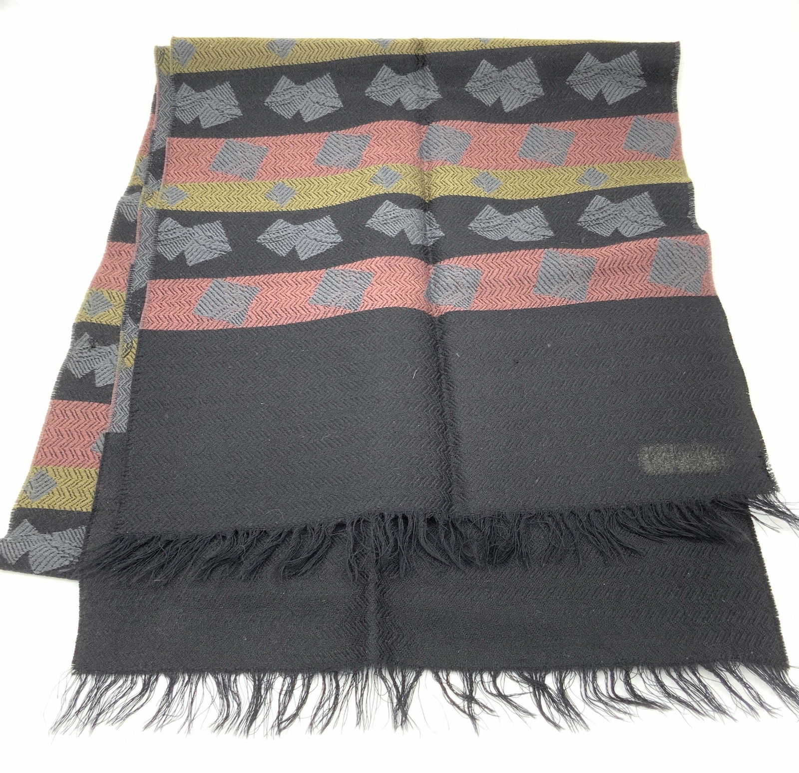 Vintage Geometric Patterned Fringe Trim Scarf (1 of 8)